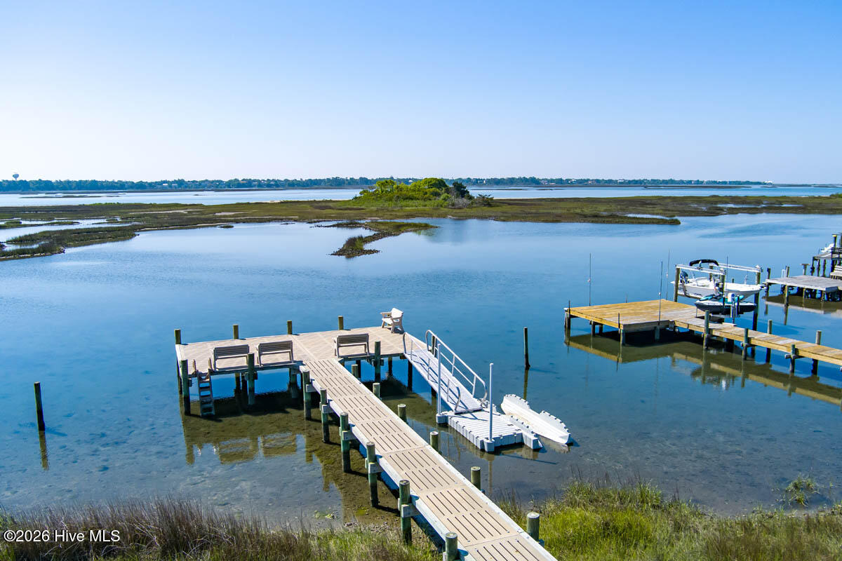 Community Pier