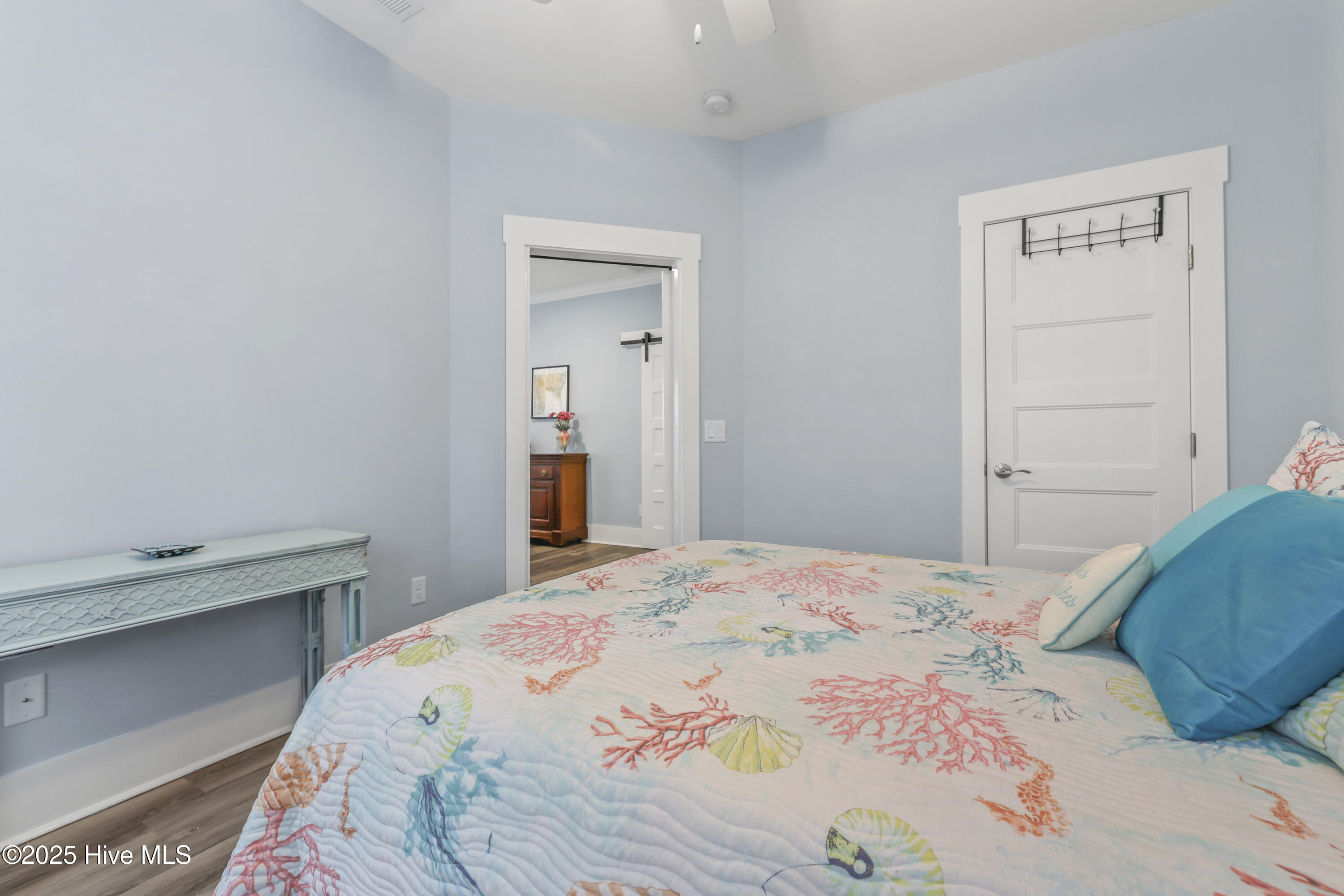 100536378 | Photo 39