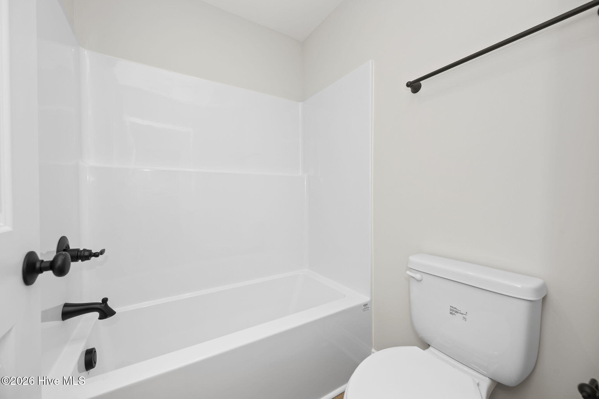 100516022 | Photo 65