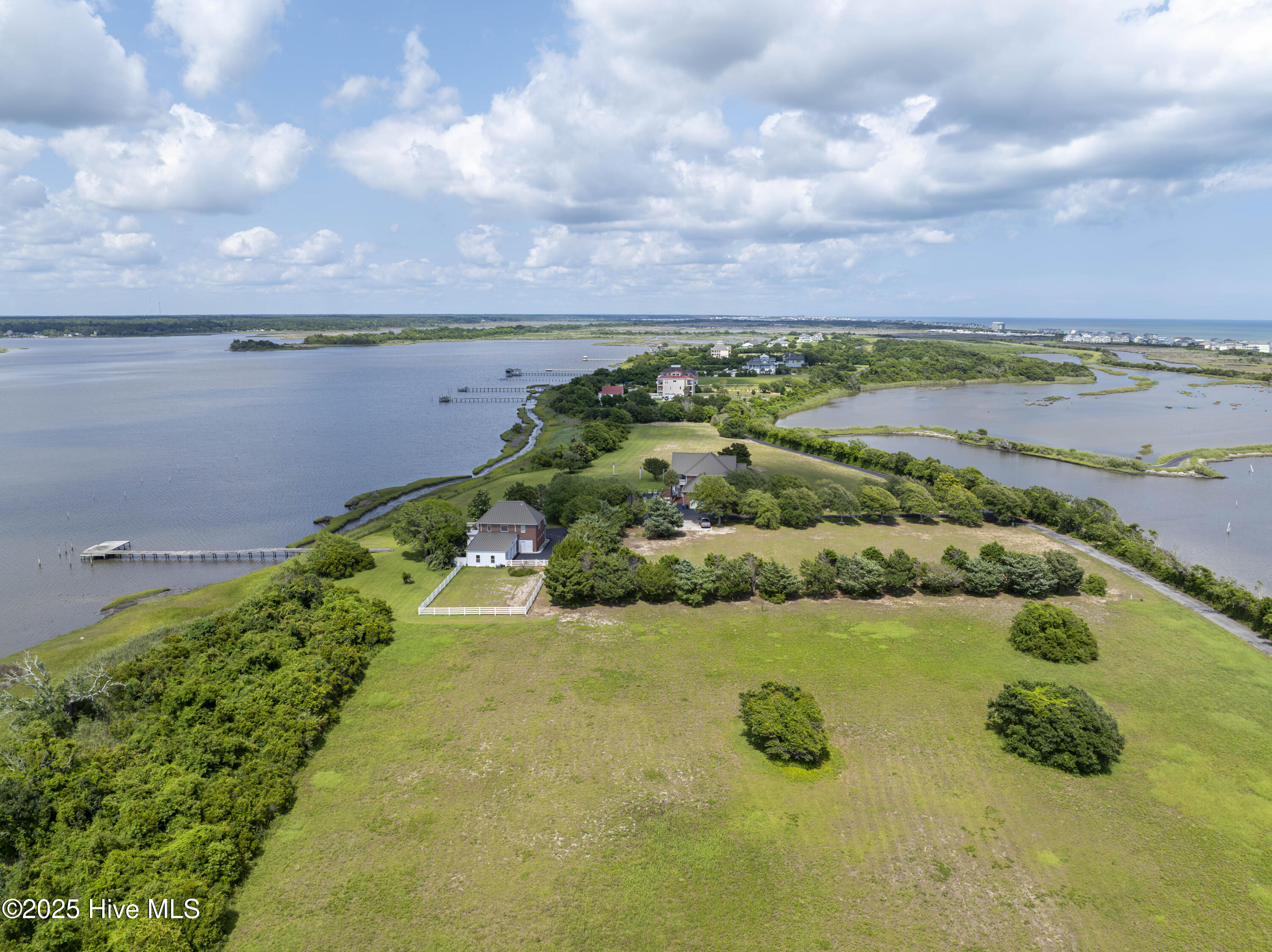 100512986 | Photo 73