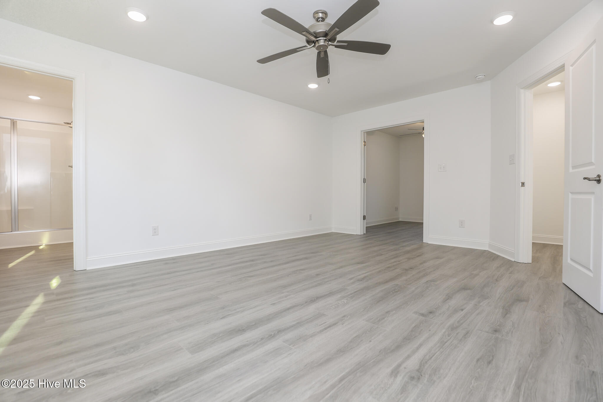 100518494 | Photo 55