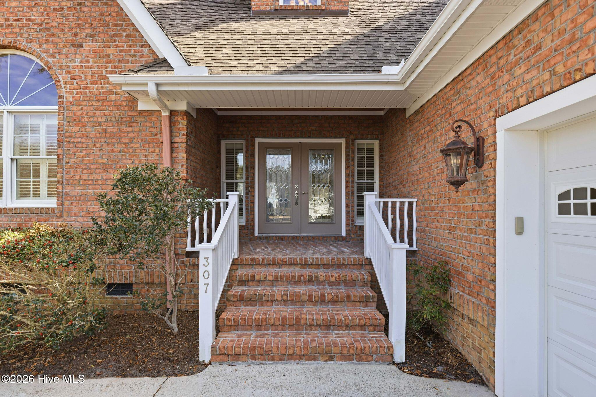 100565083 | Photo 72