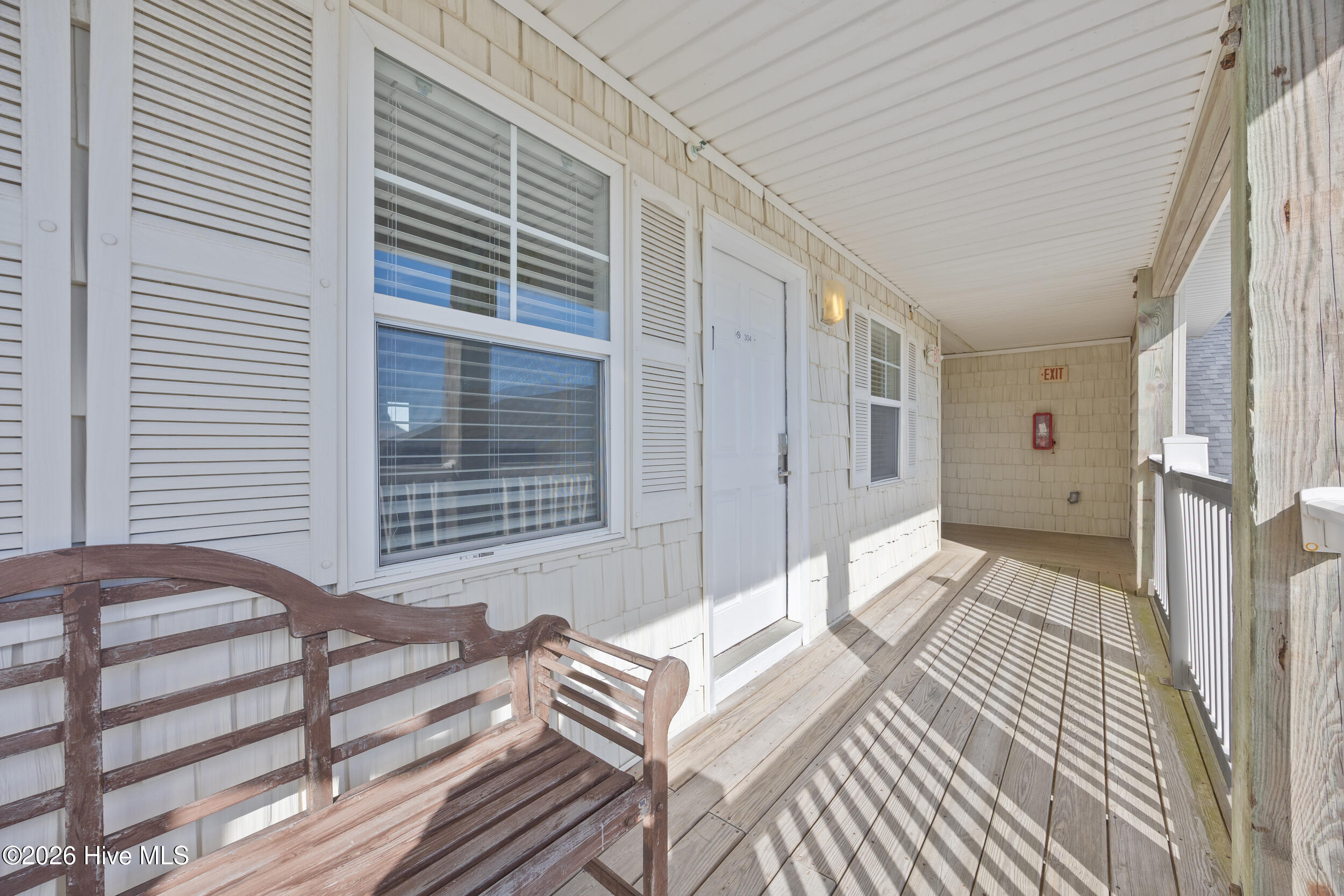 100547253 | Photo 24