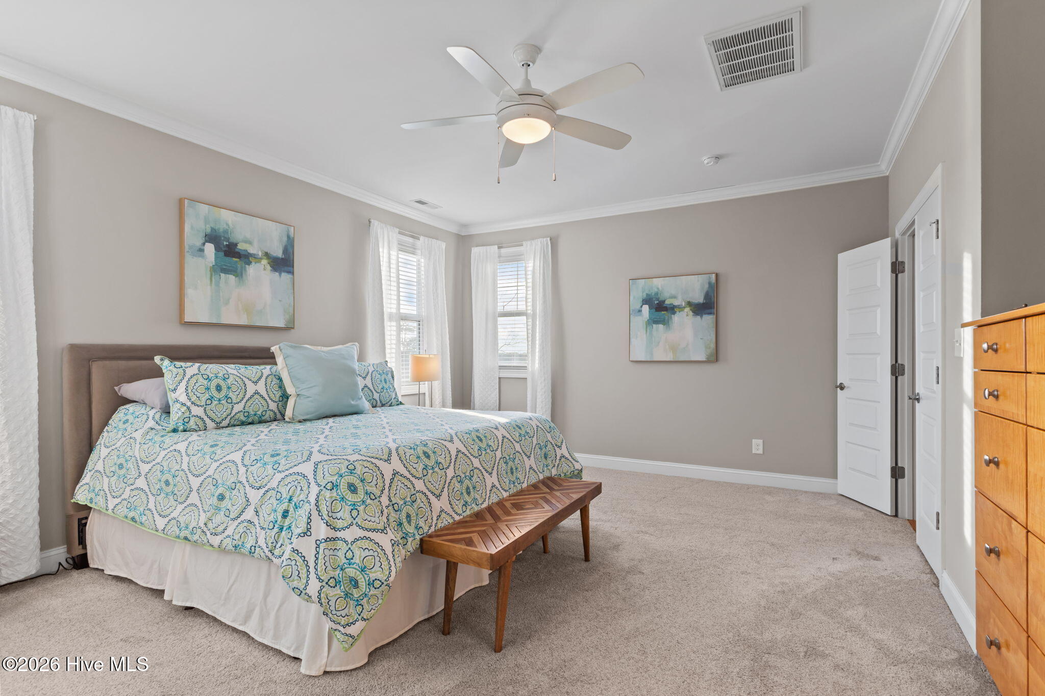 100560344 | Photo 57