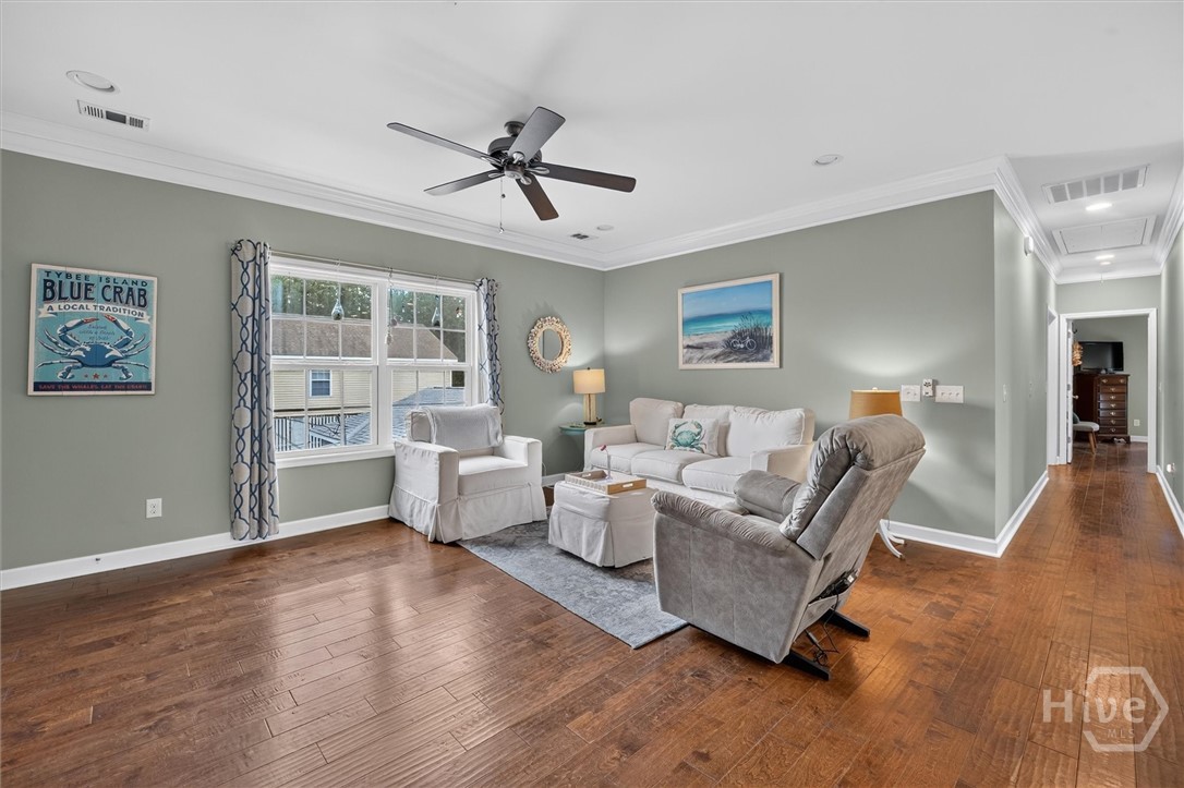 Photo 3 of Single family home for sale at 1019 Laurel Ave, Tybee Island, GA 31328 | MLS# SA366179 | Listing updated on 2026-10-09
