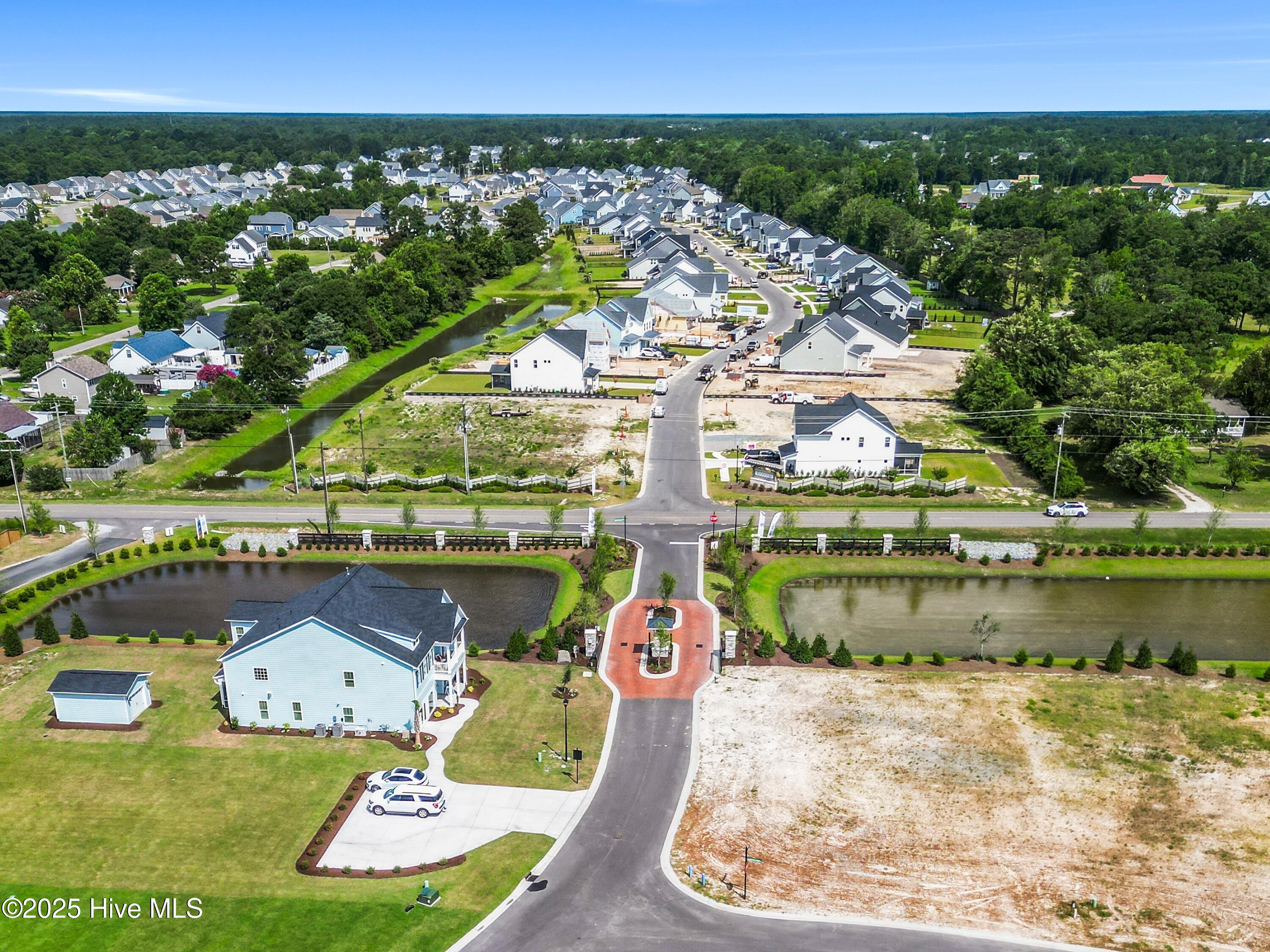 100490520 | Photo 49