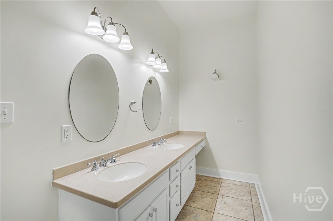 First Floor - Primary ensuite bathroom