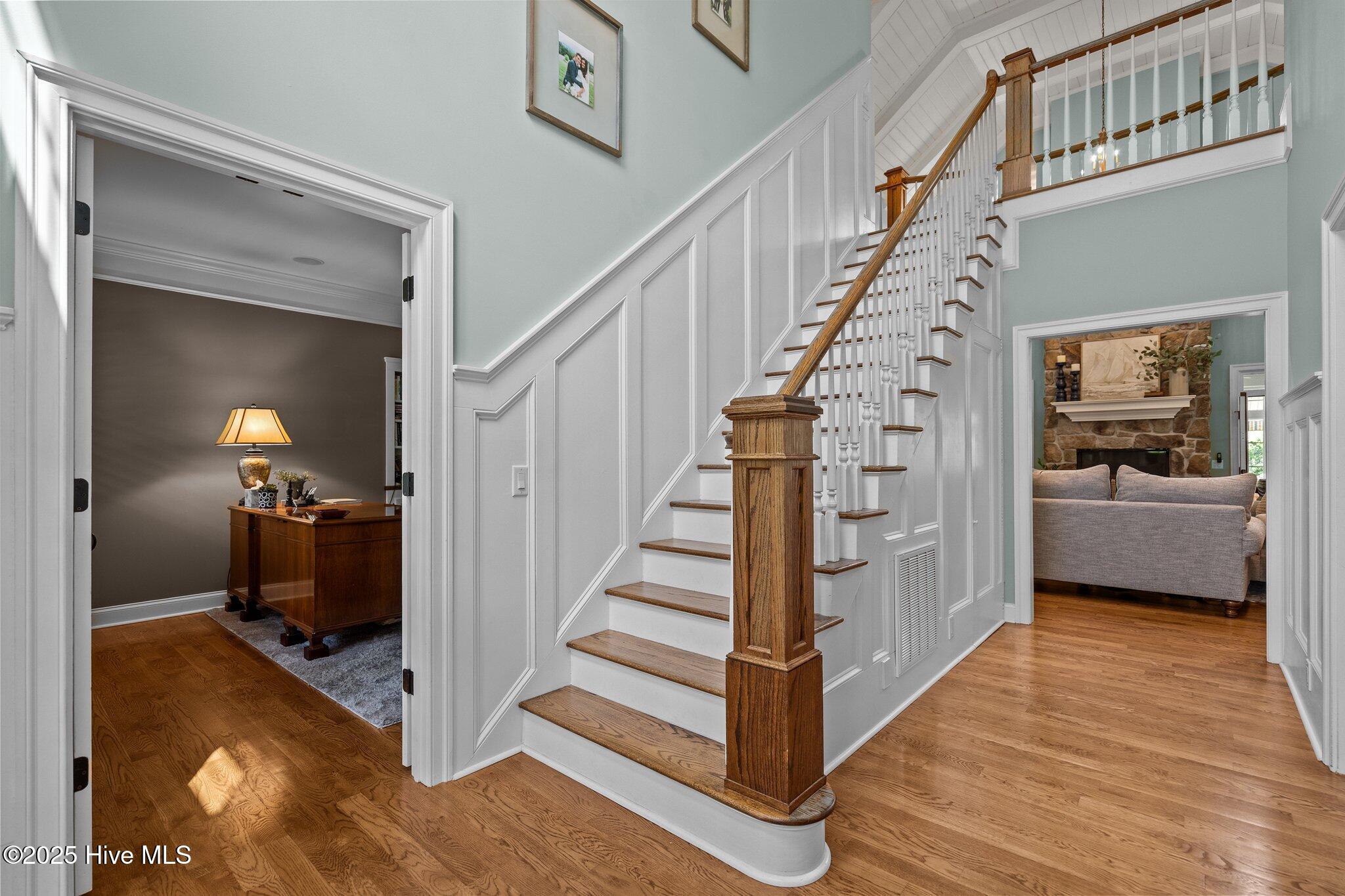 100565962 | Photo 21