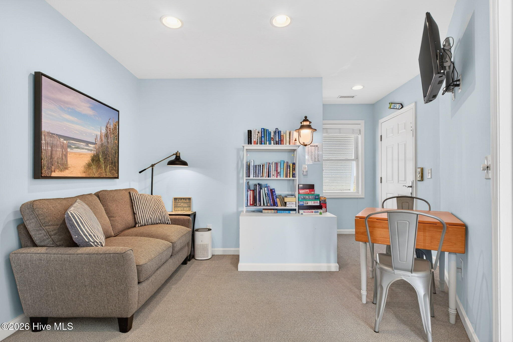 100558520 | Photo 36