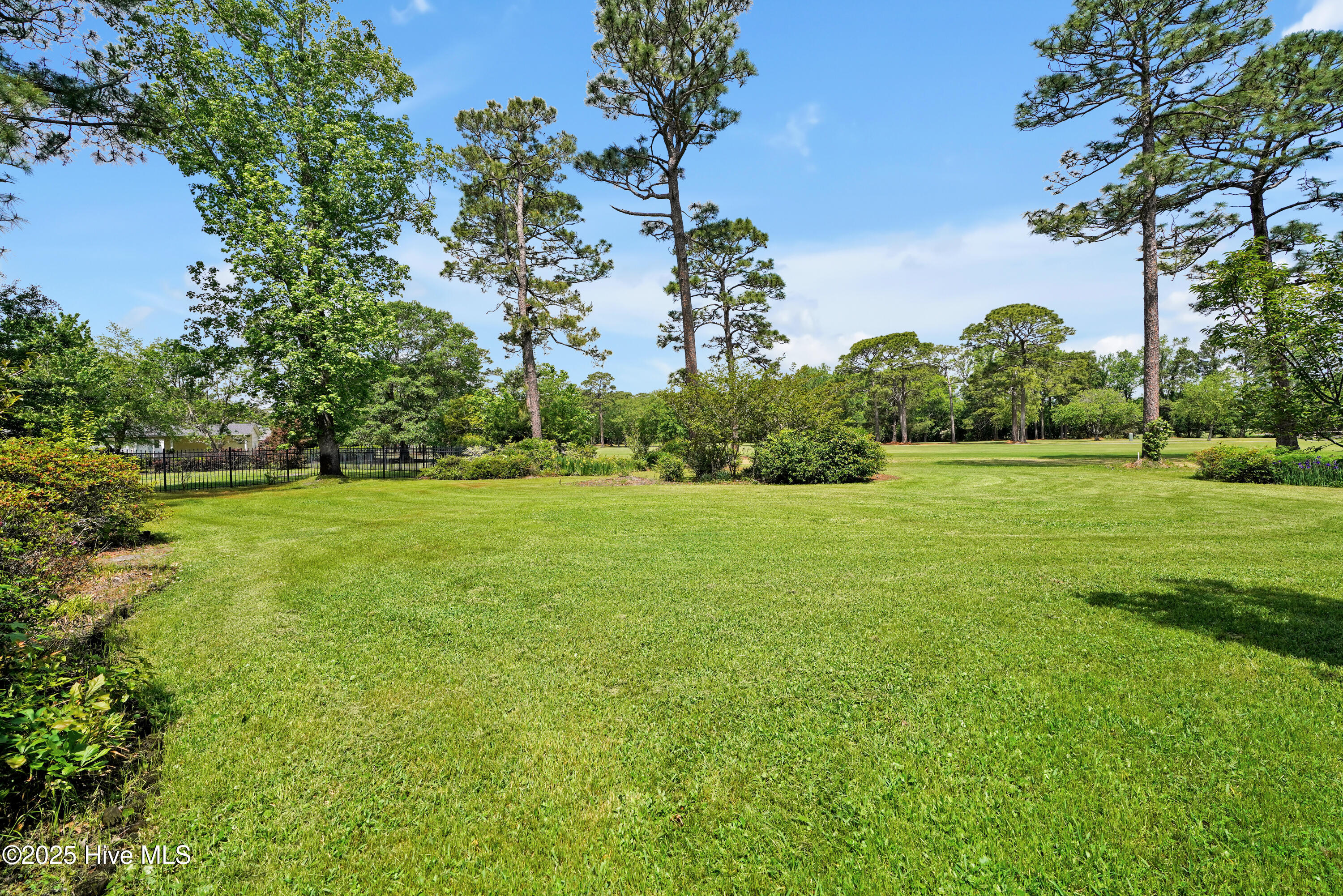 906RobertELeeDrive-49