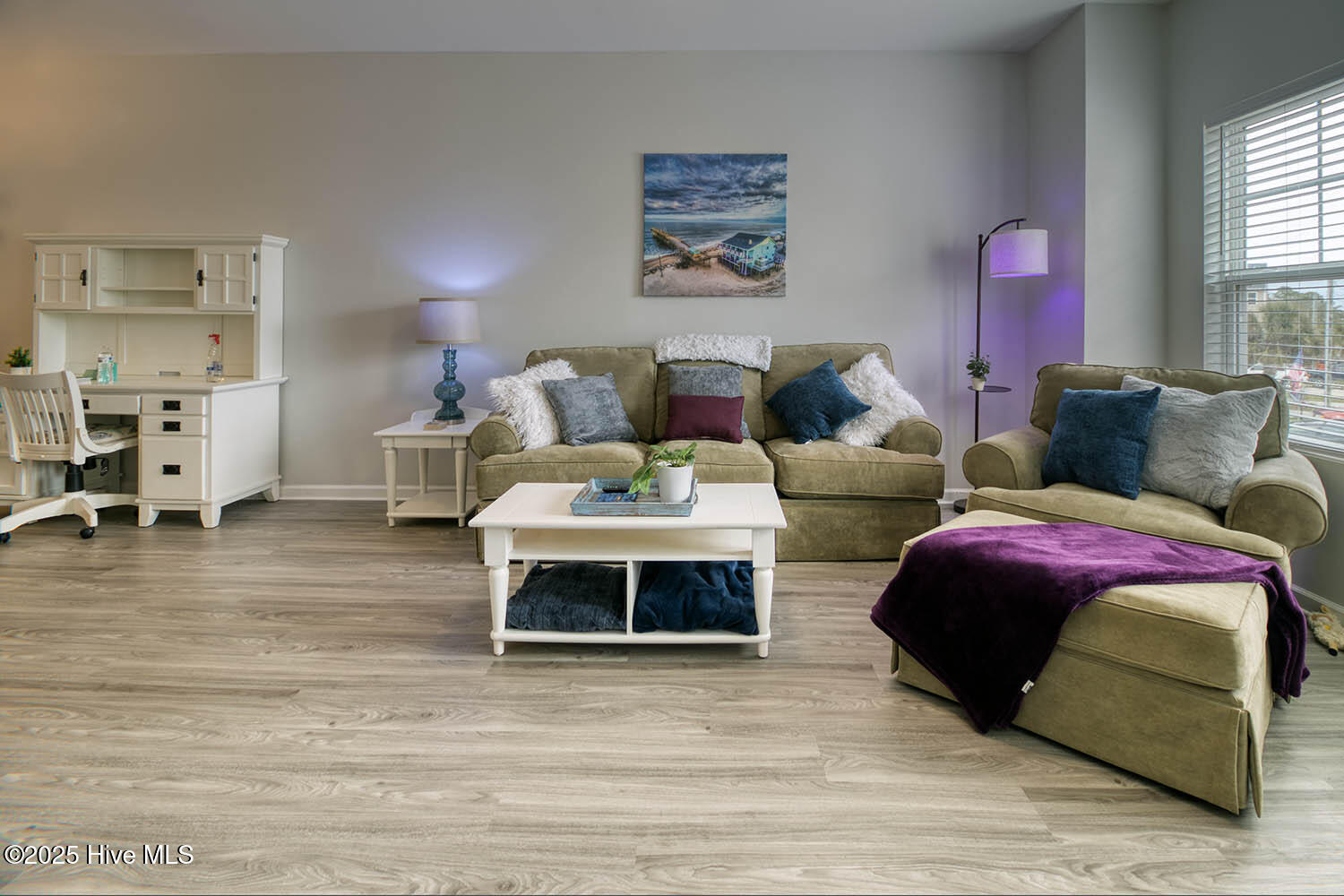 100495434 | Photo 13