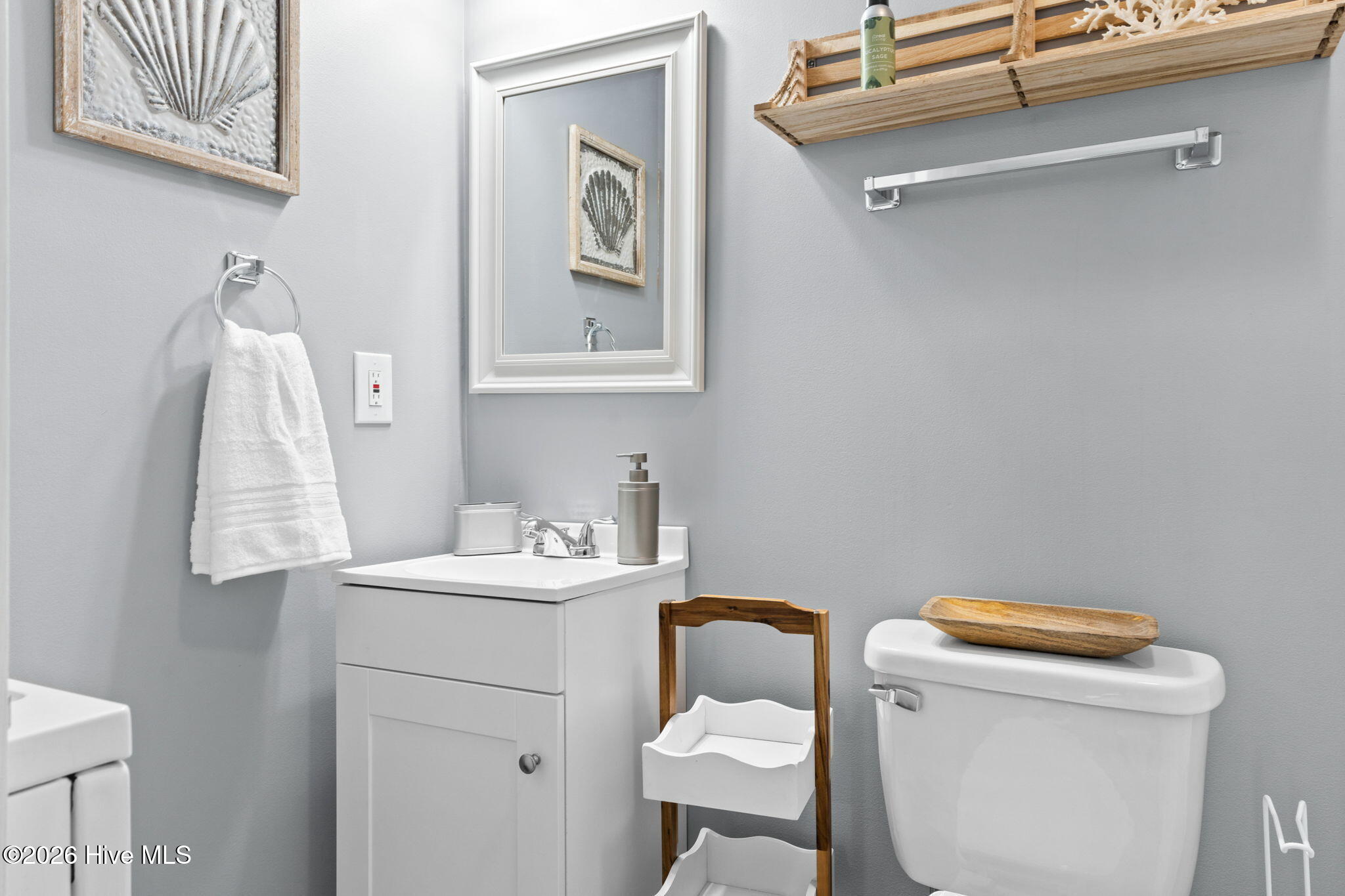 100563184 | Photo 25