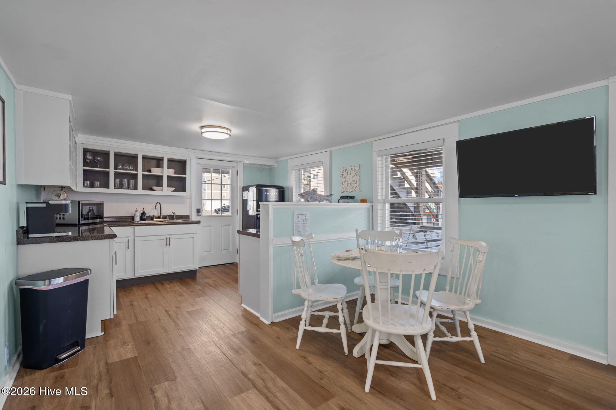 100552359 | Photo 37