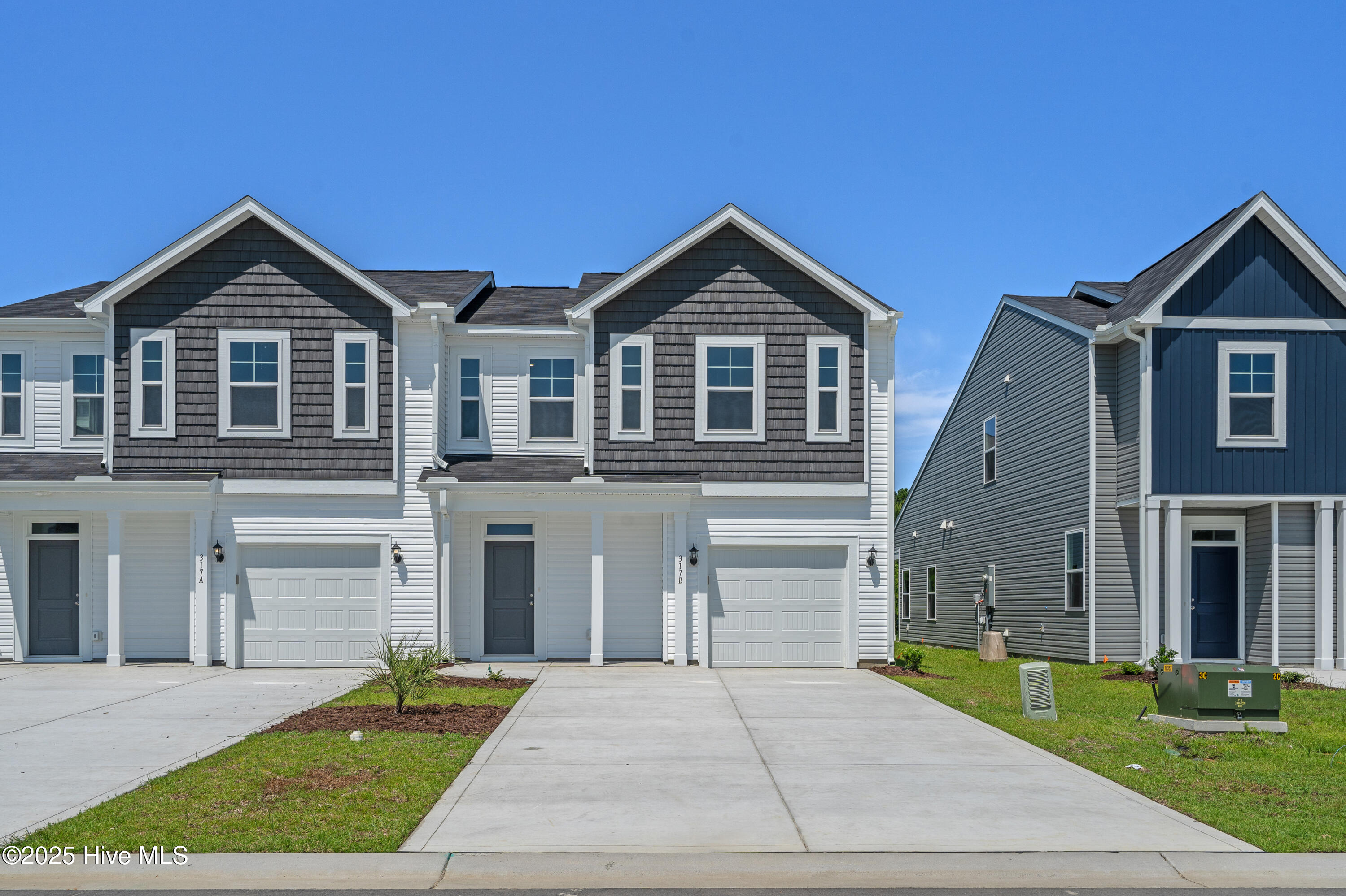 100534504 | Photo 37