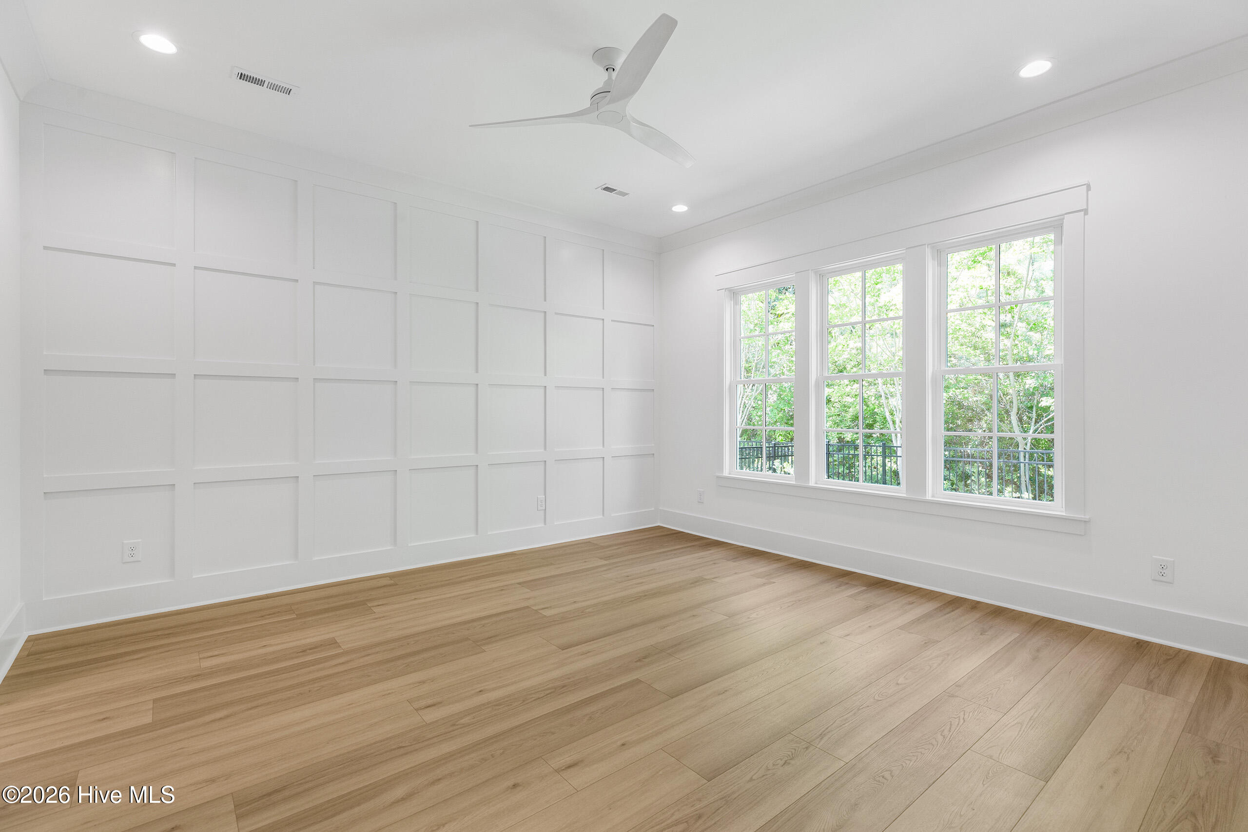 100519914 | Photo 41