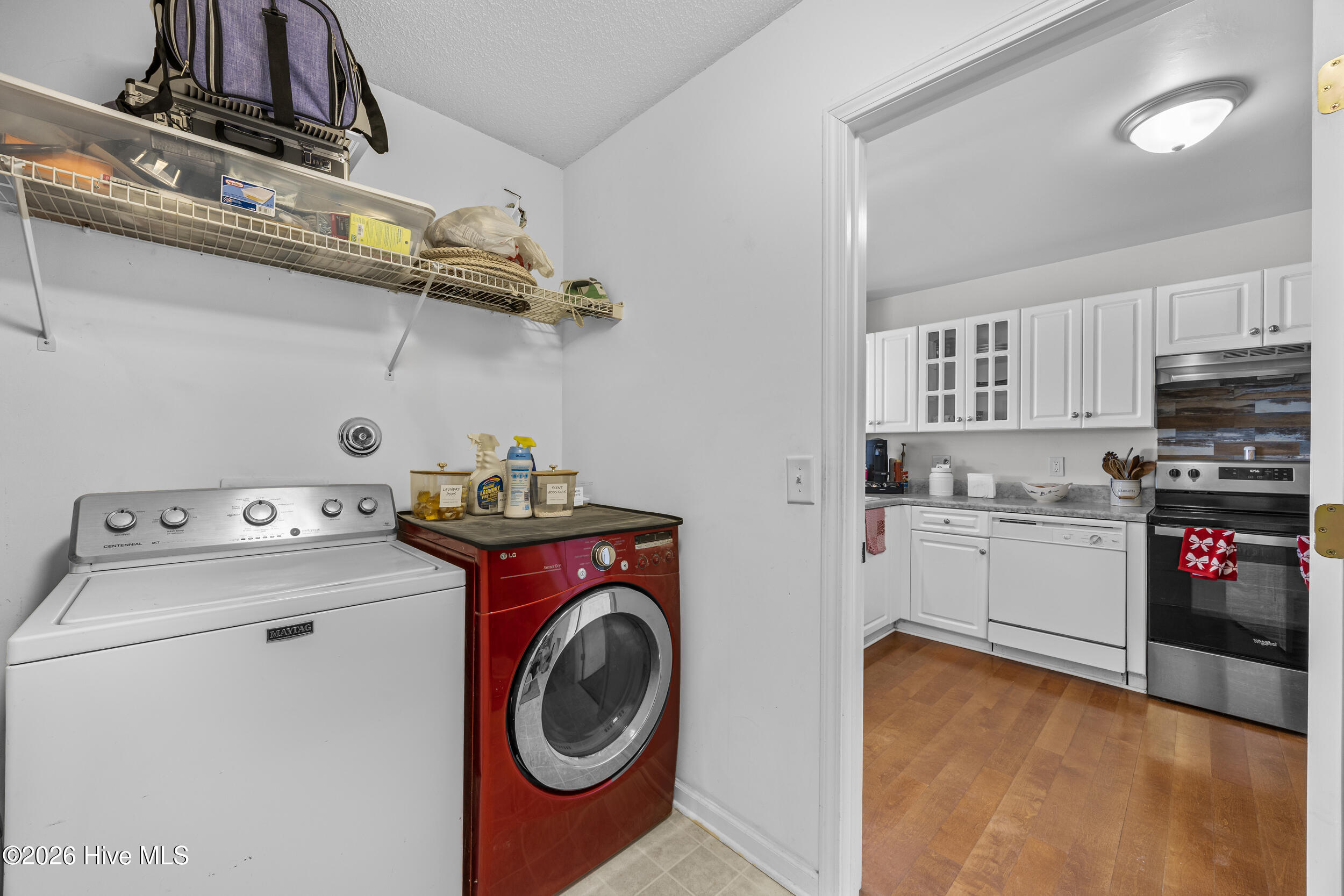 100552907 | Photo 21