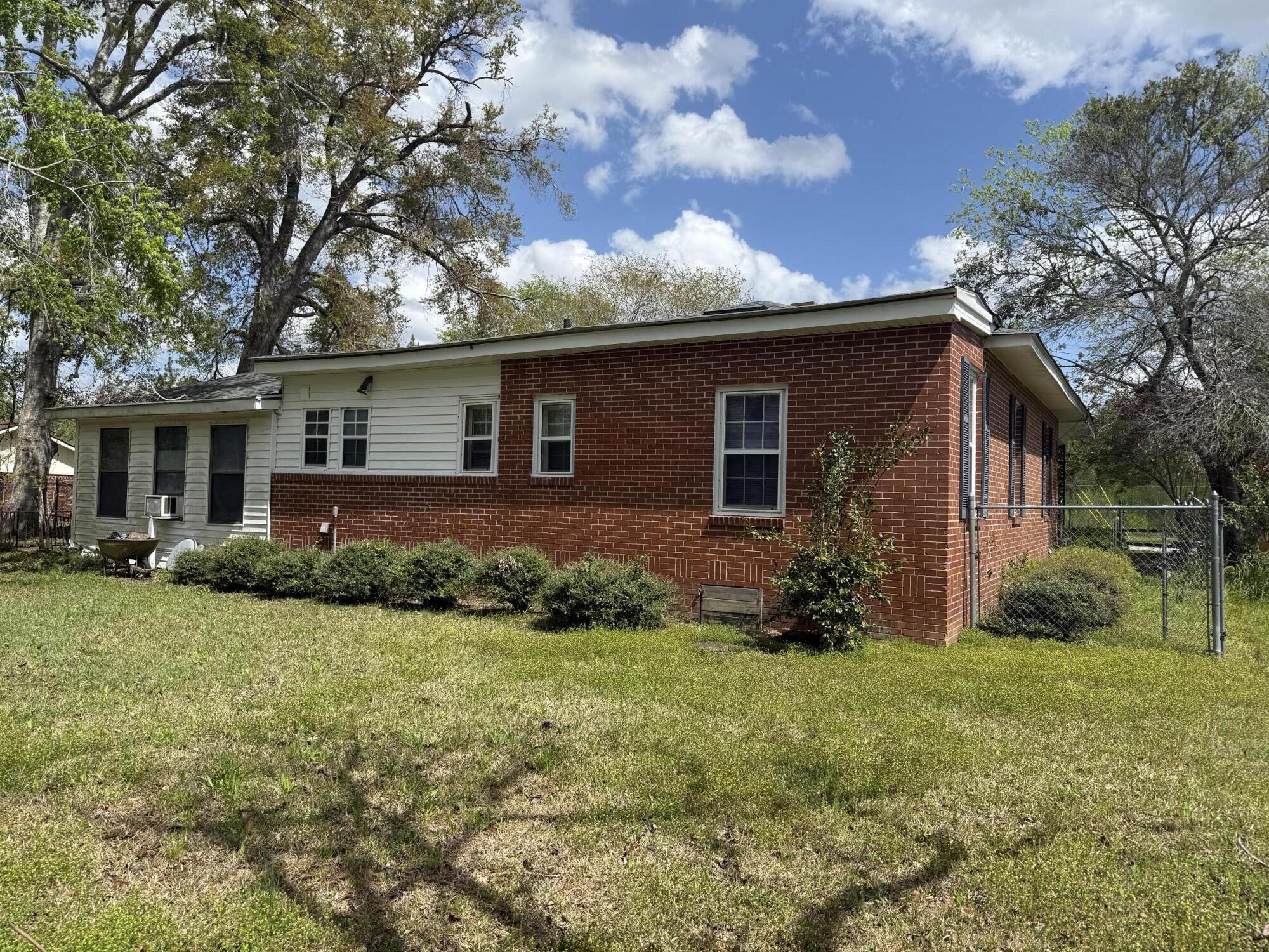 Homes for sale in Millen, GA | 641 S Masonic St, Millen, GA 30442 | MLS# 98257183