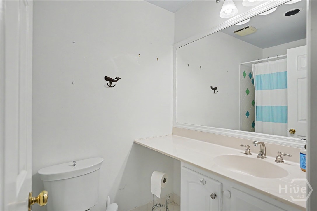 Guest Room Bathroom