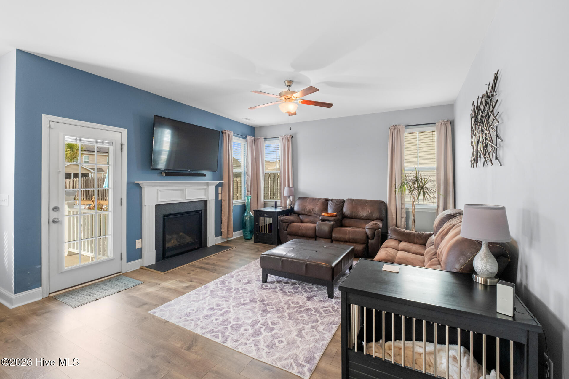 100552909 | Photo 12