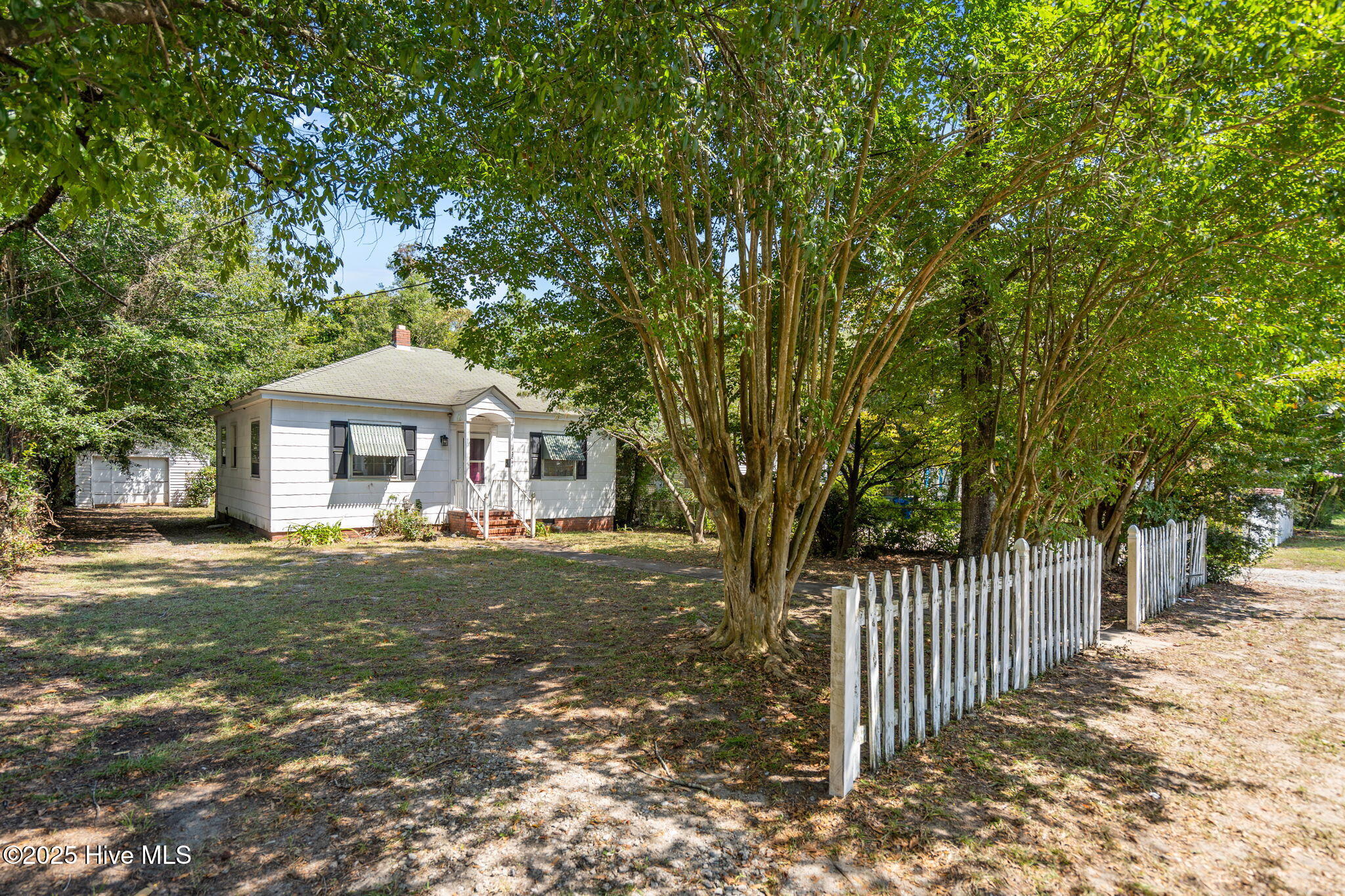 2061 Burnett Boulevard, Wilmington, NC 28401 – photo 8: 8-web-or-mls-DSC06496