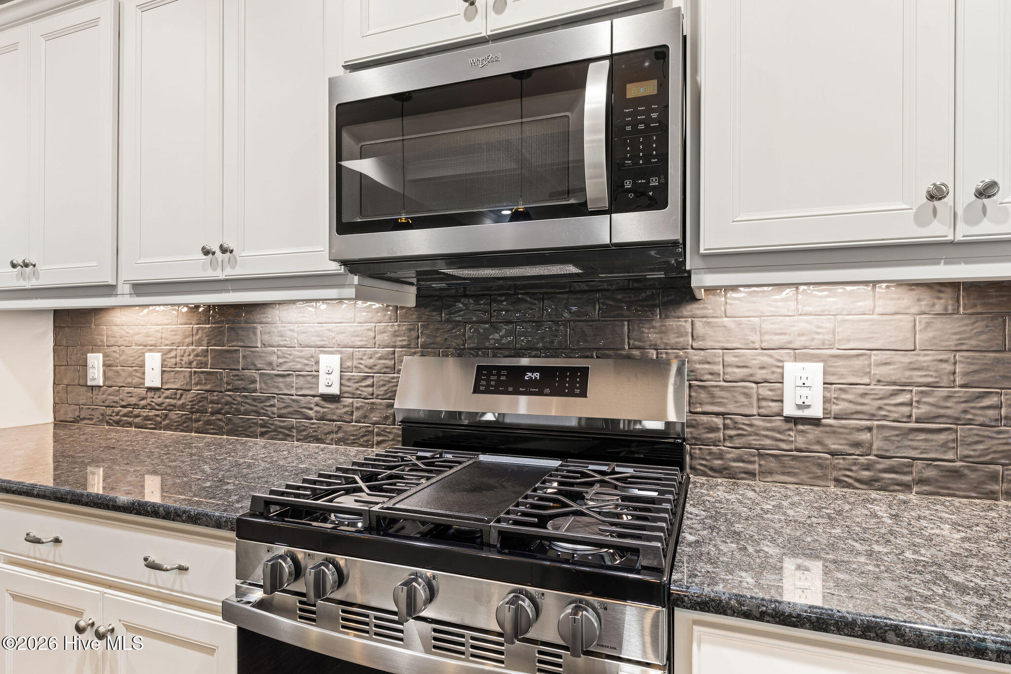 100554356 | Photo 17