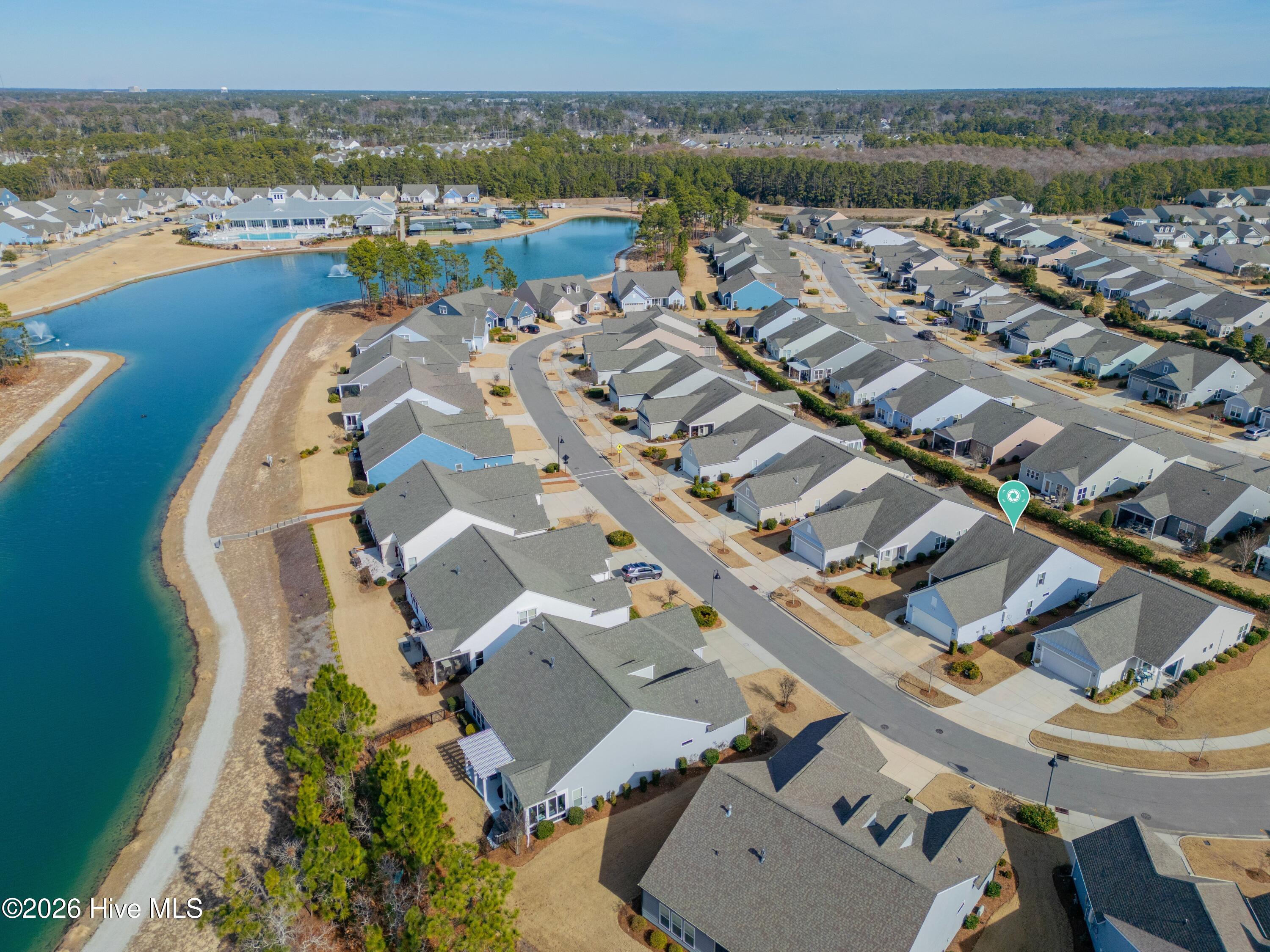 100553140 | Photo 30