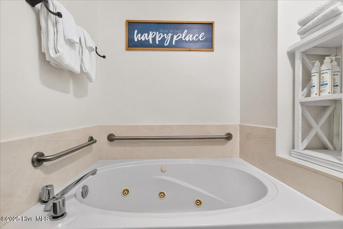 100542994 | Photo 11