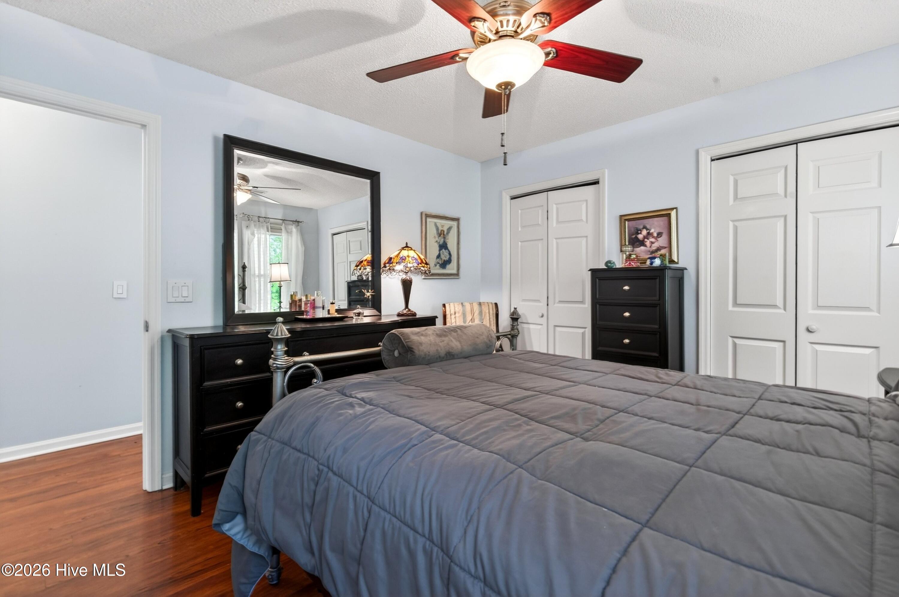 100569160 | Photo 31