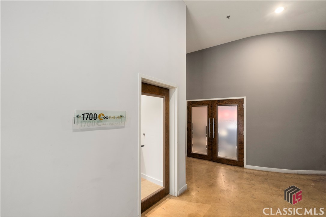 675 Pulaski Street 1700