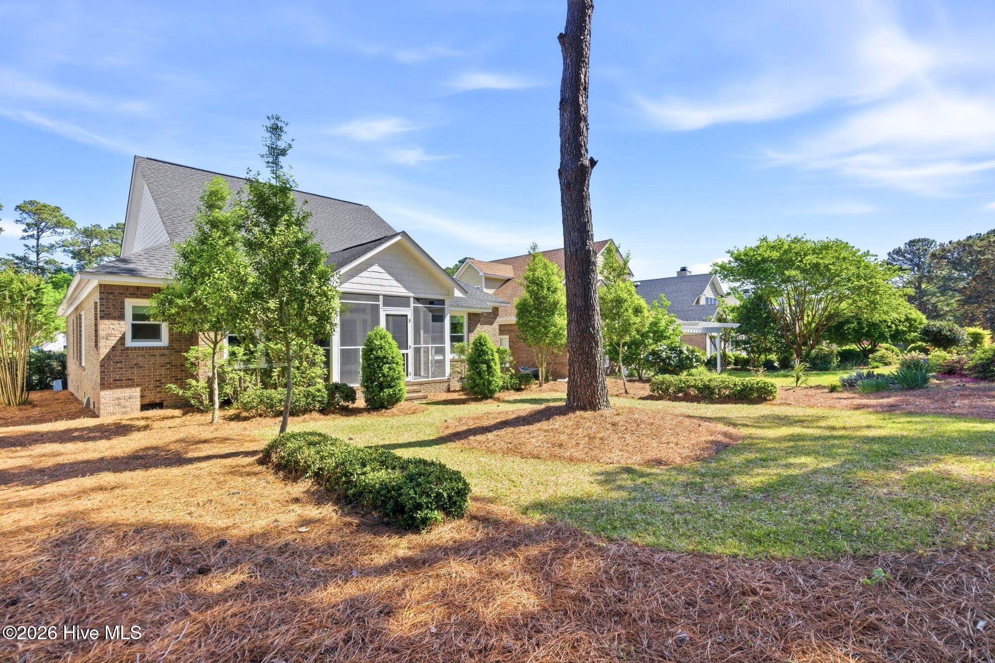 100567586 | Photo 41