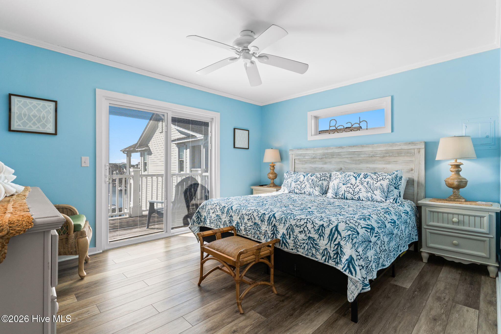 100557259 | Photo 29