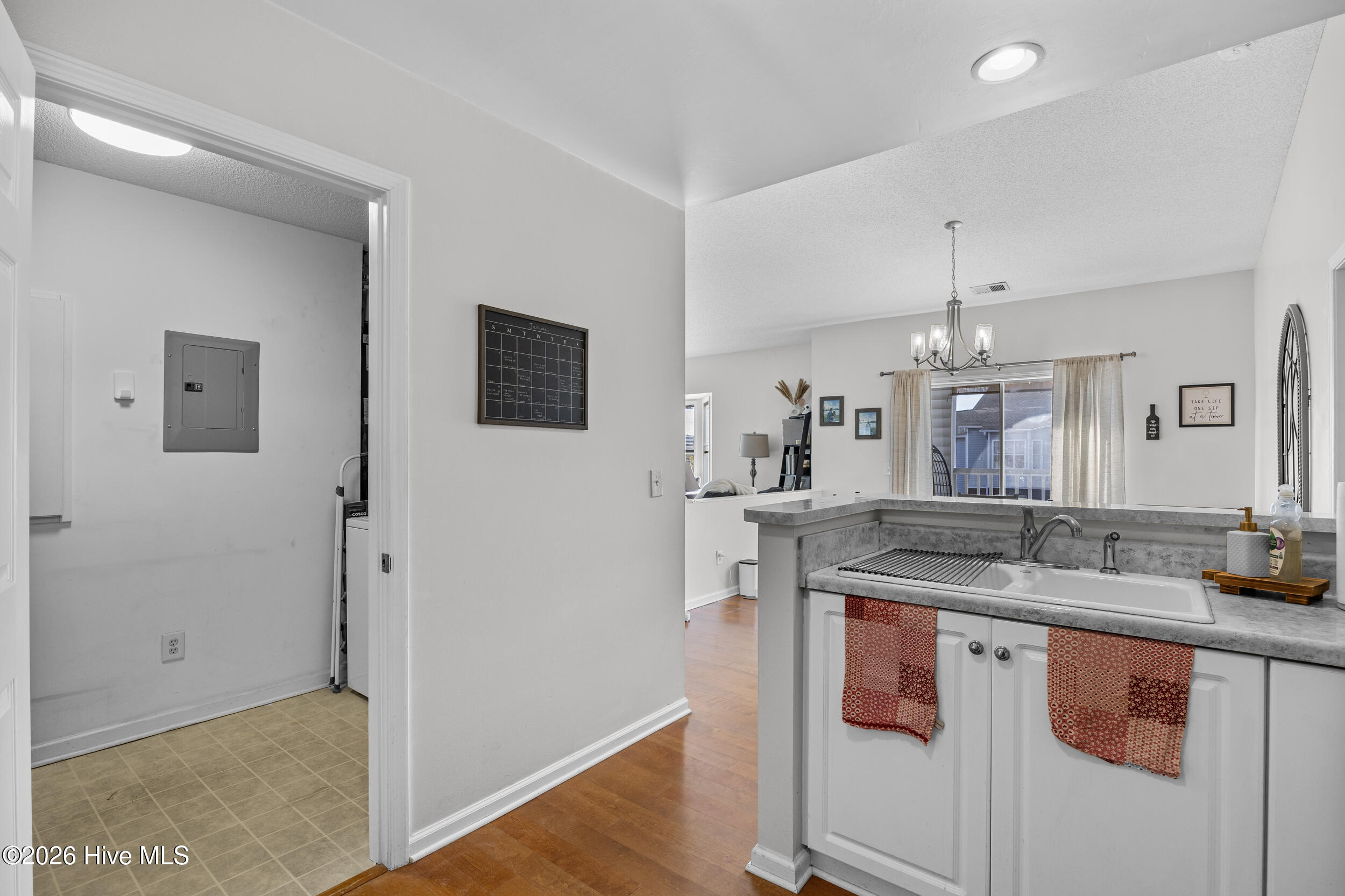 100552907 | Photo 20