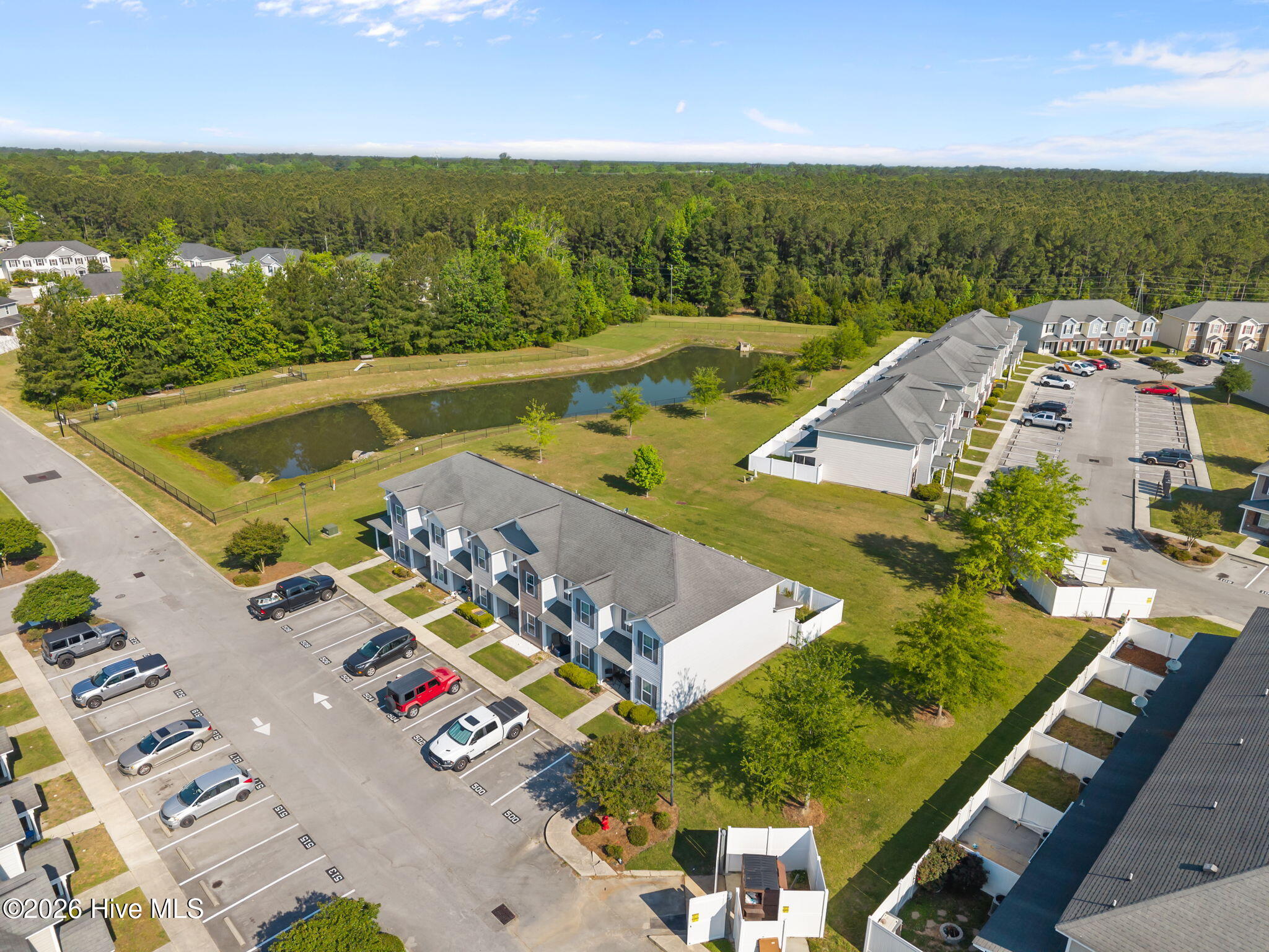 100570571 | Photo 16