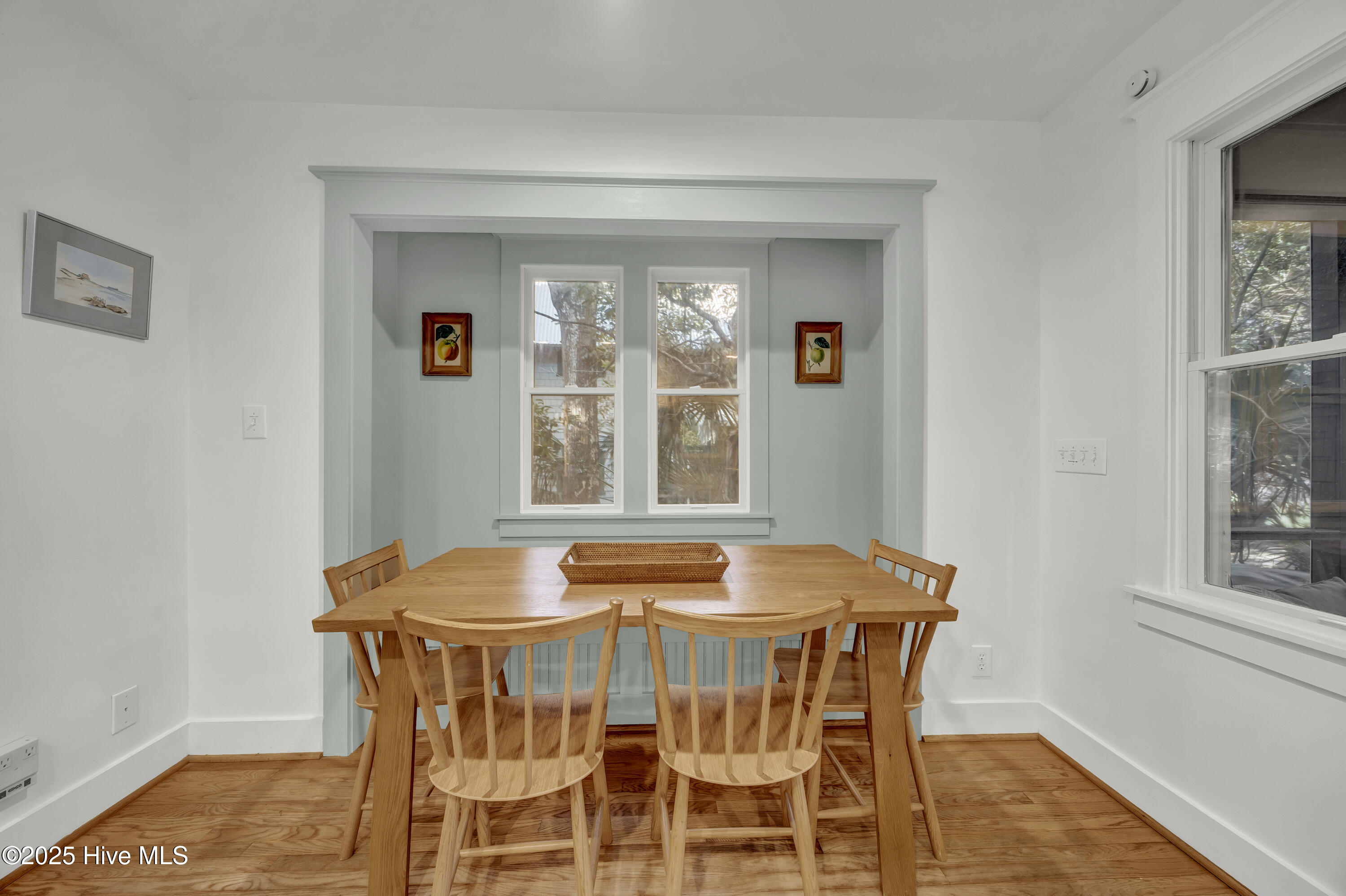 100546585 | Photo 12