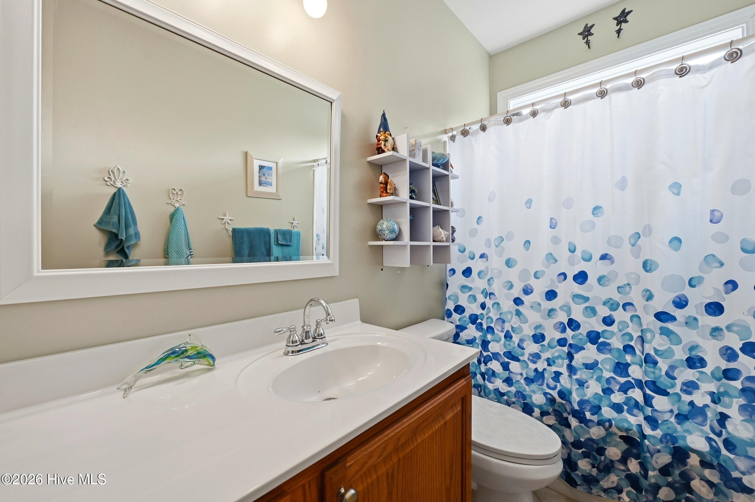 100553802 | Photo 30