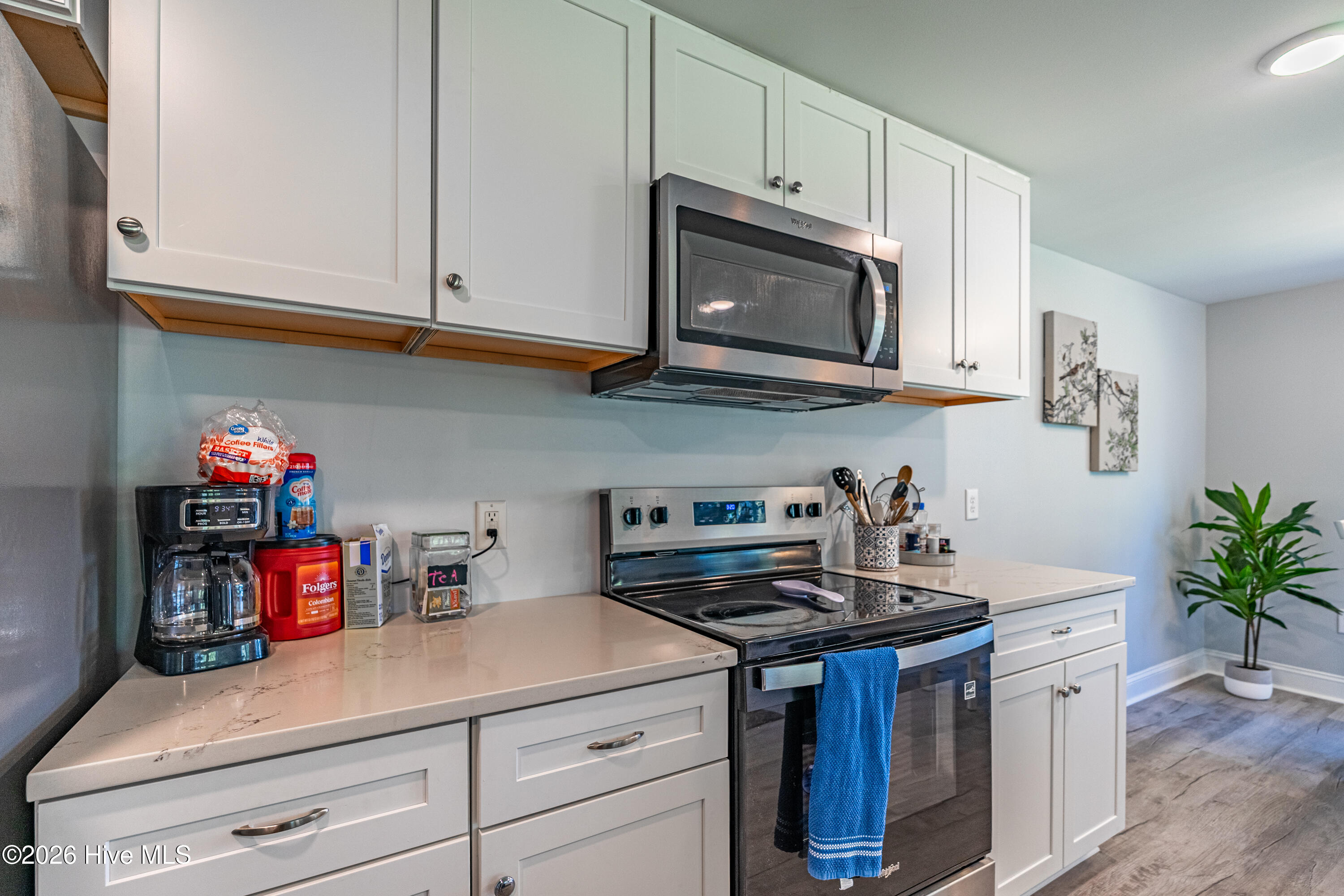 100563568 | Photo 10