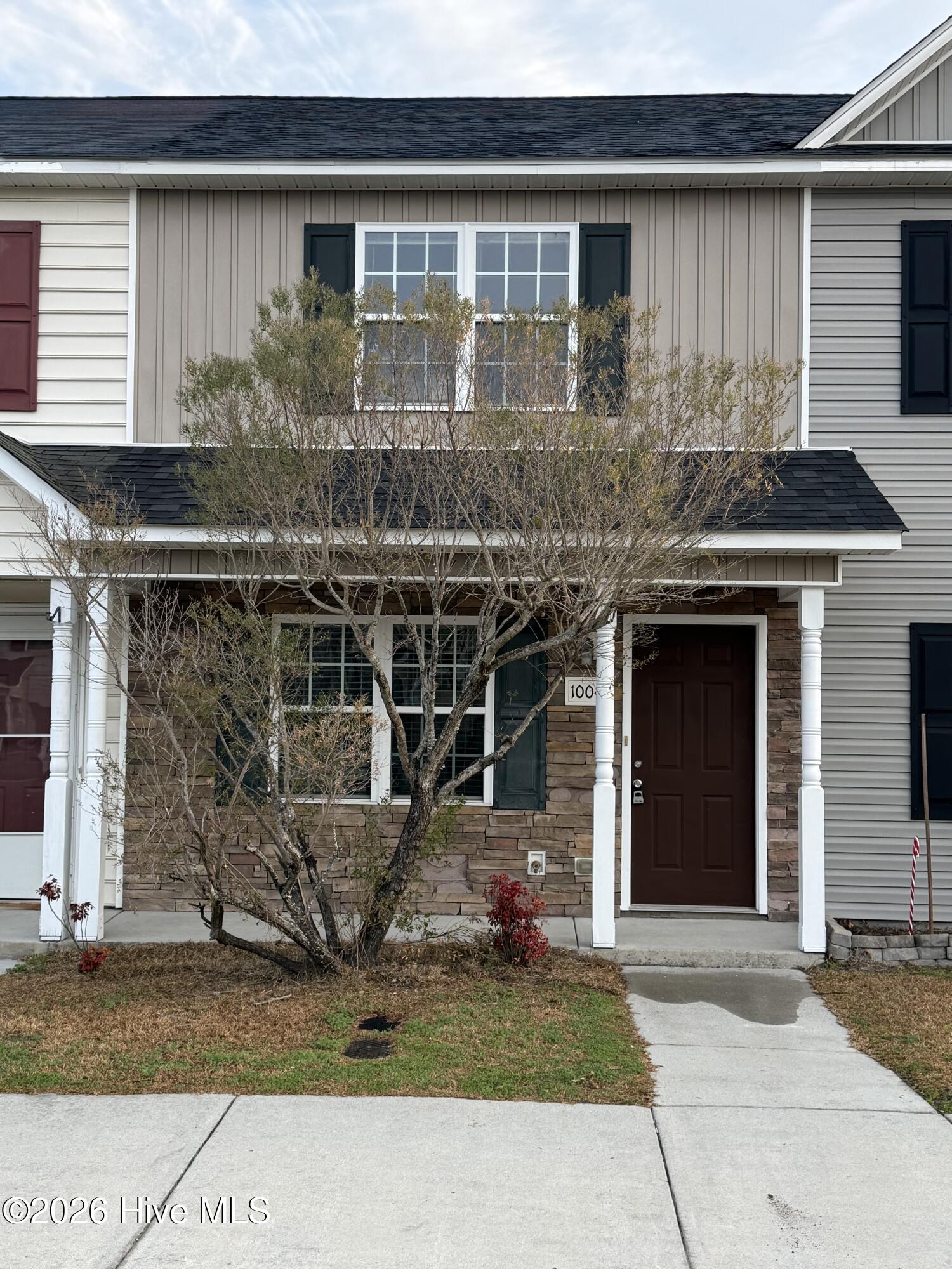 100546249 | Photo 46