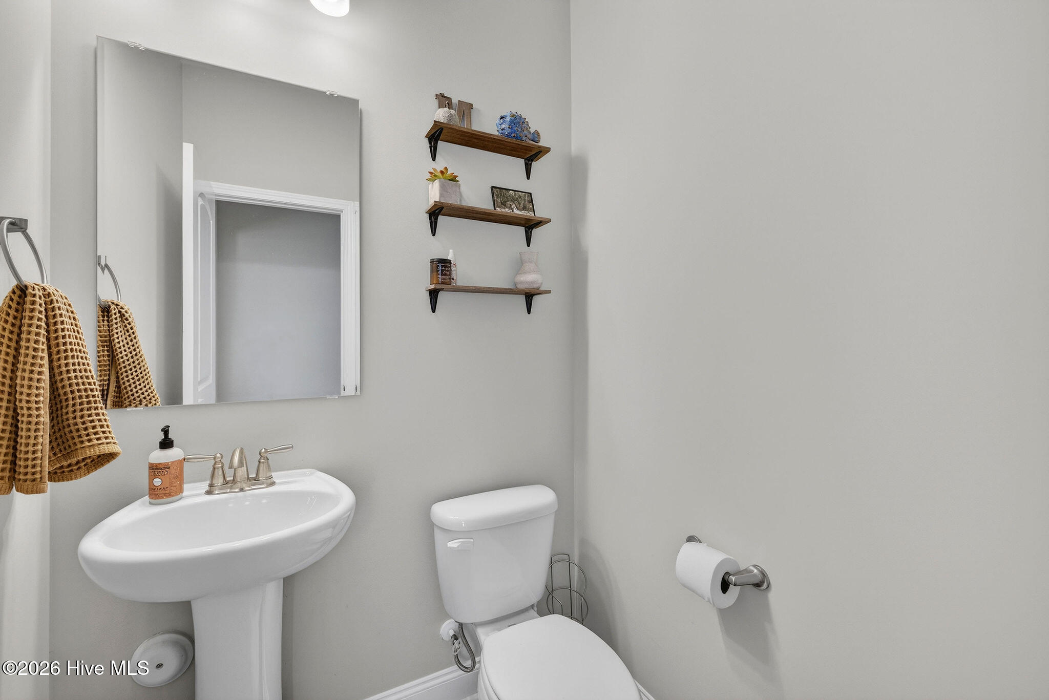 100563474 | Photo 23