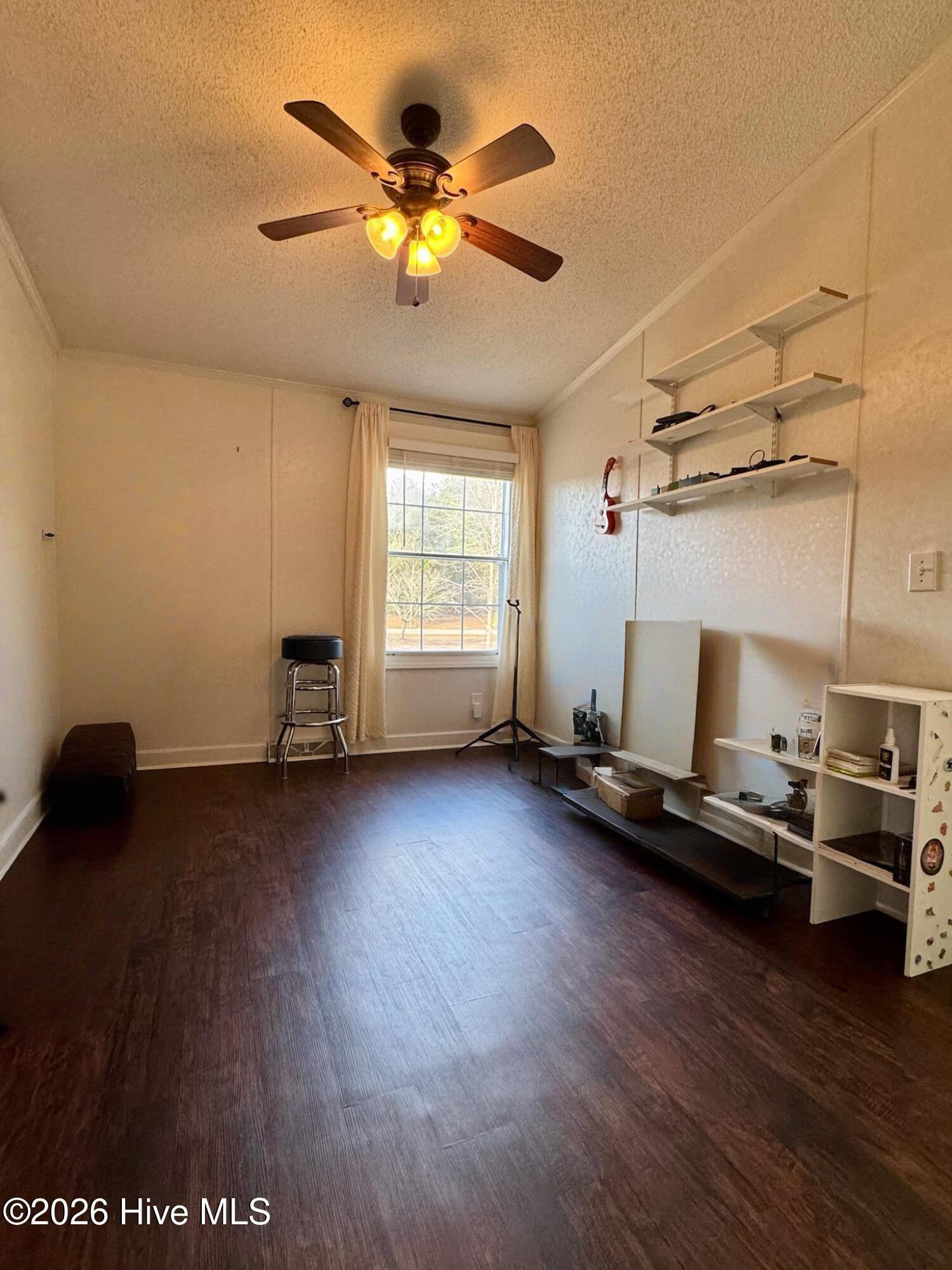 100548811 | Photo 22