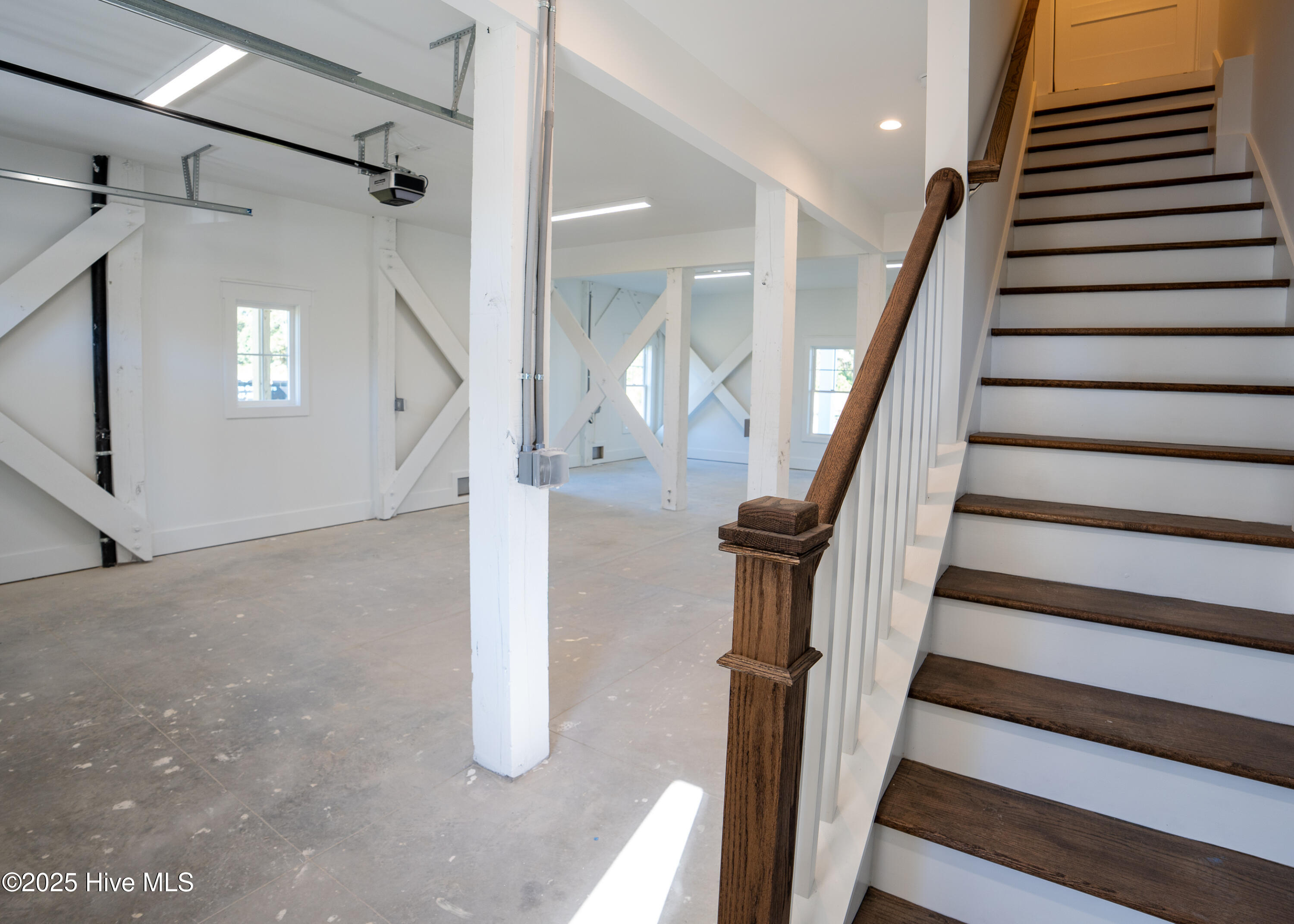 100557096 | Photo 60