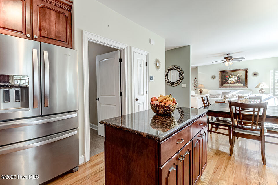 100548906 | Photo 10