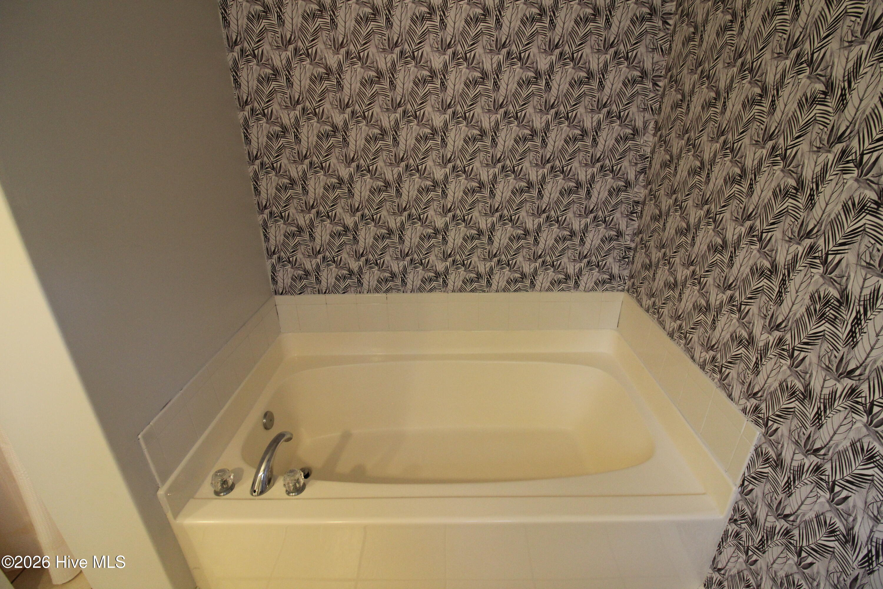 100538724 | Photo 26