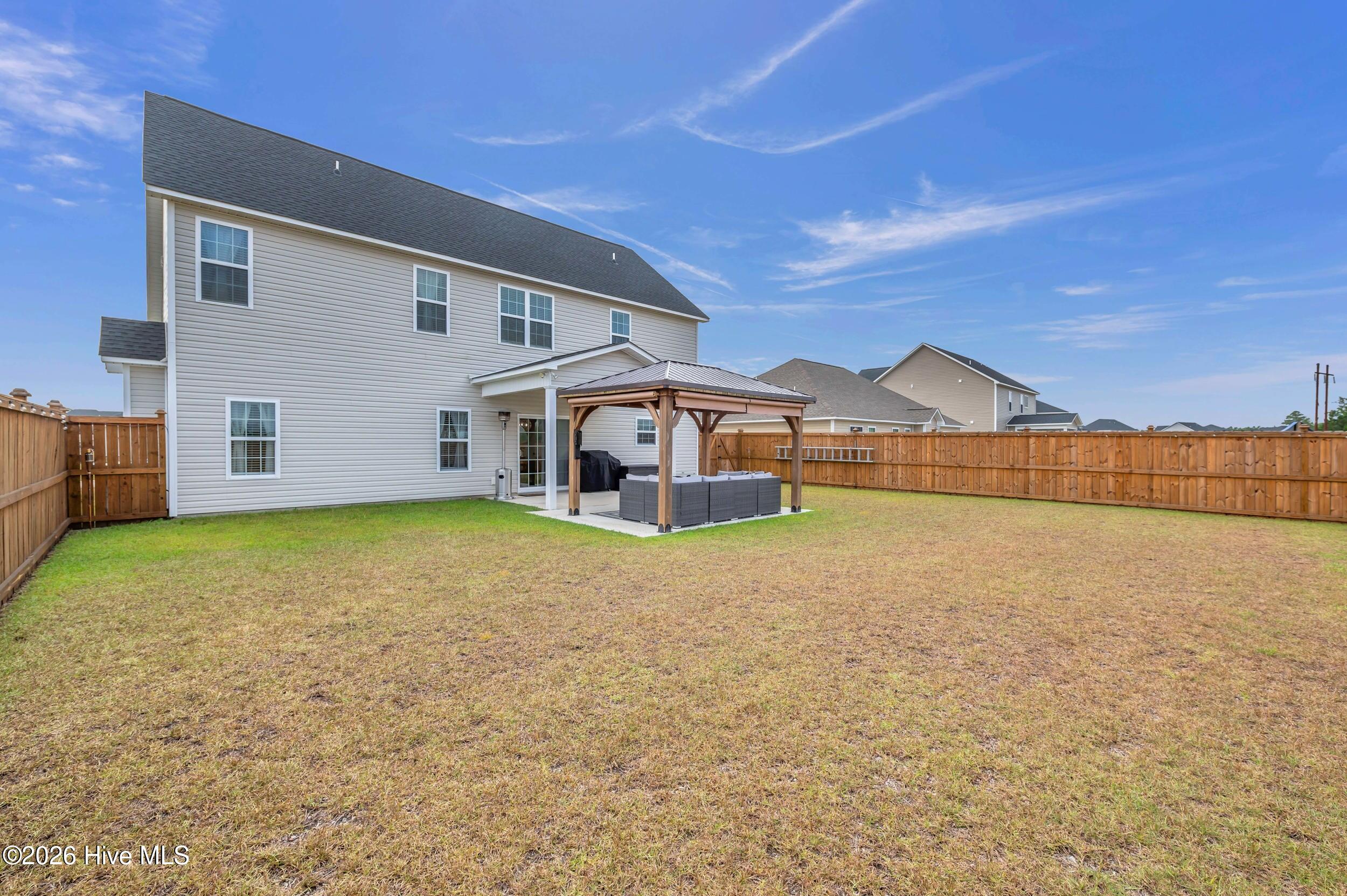 100547257 | Photo 43