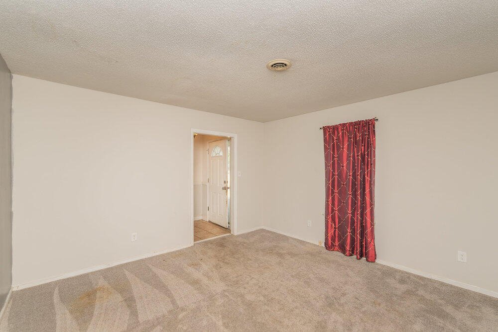 008_4042_fairfax_st_008_587