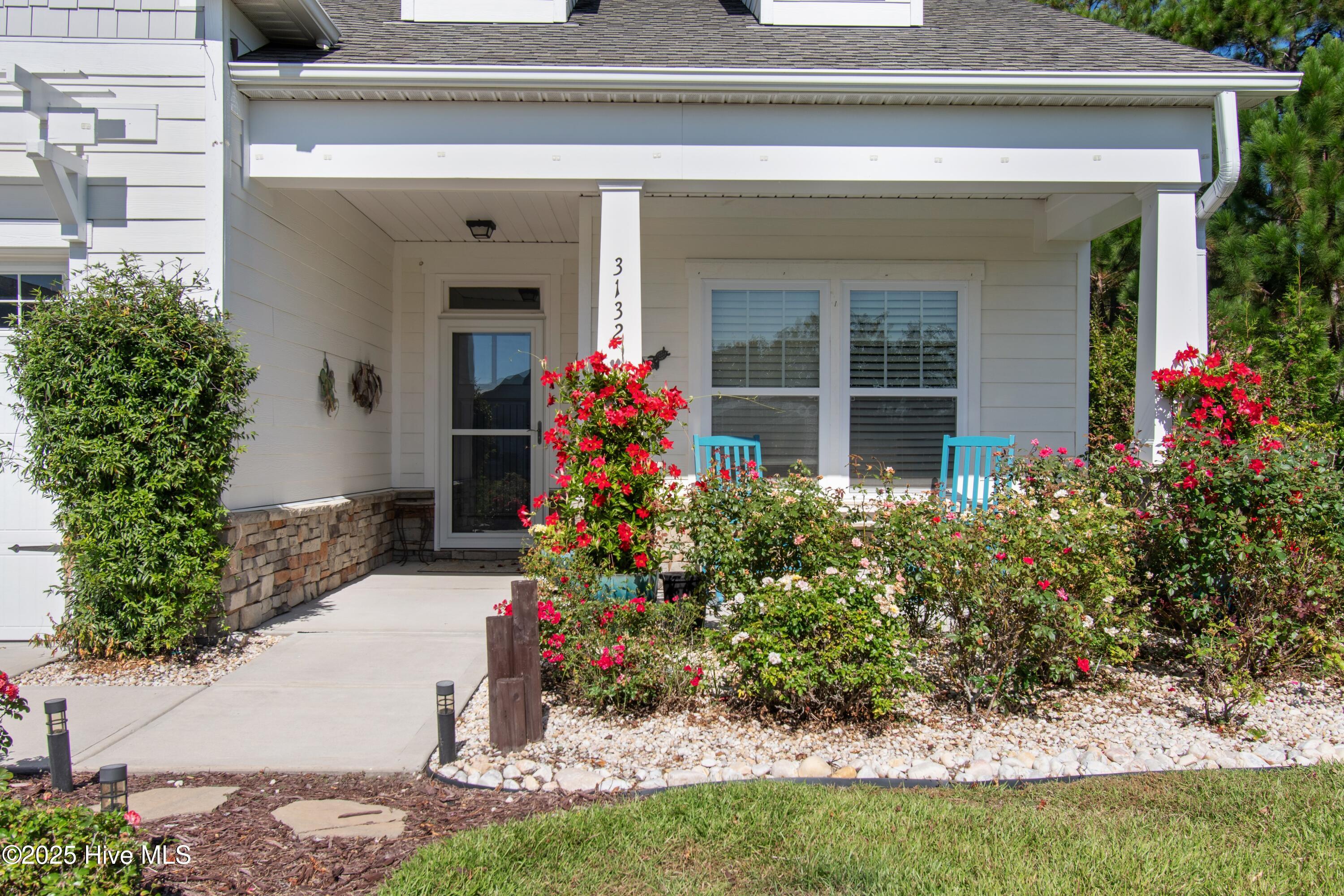 100528892 | Photo 15