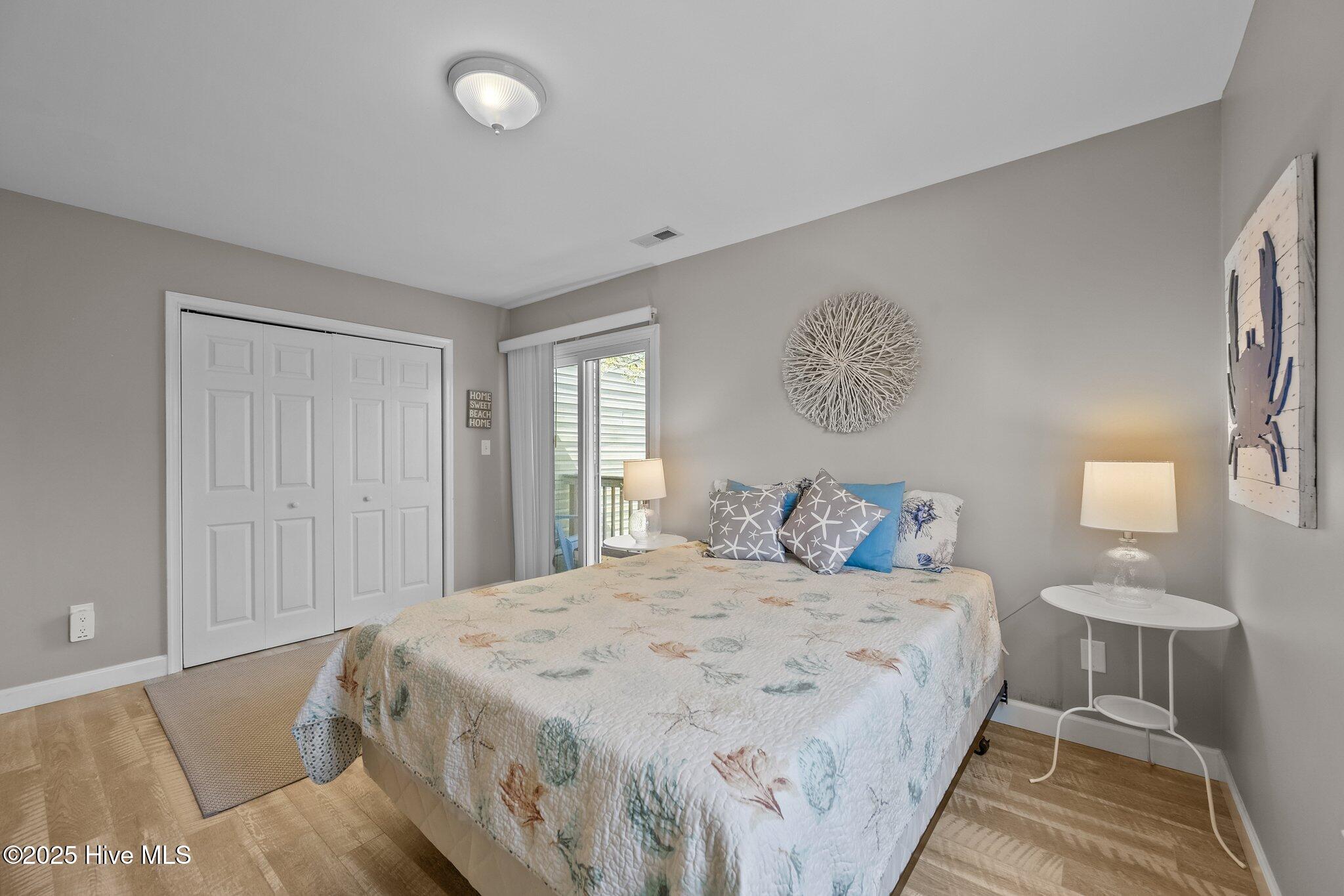 100497949 | Photo 21