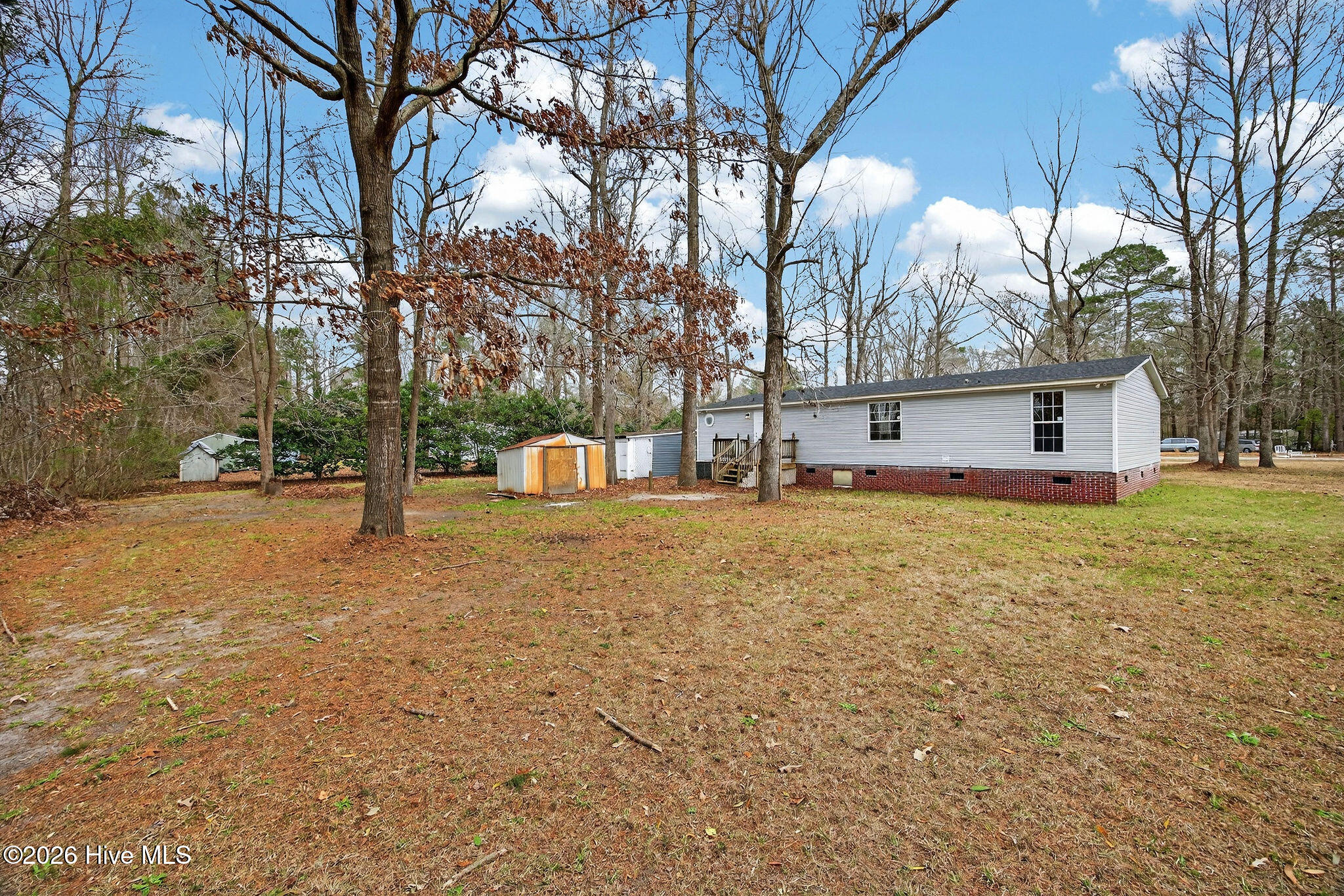 100556800 | Photo 34