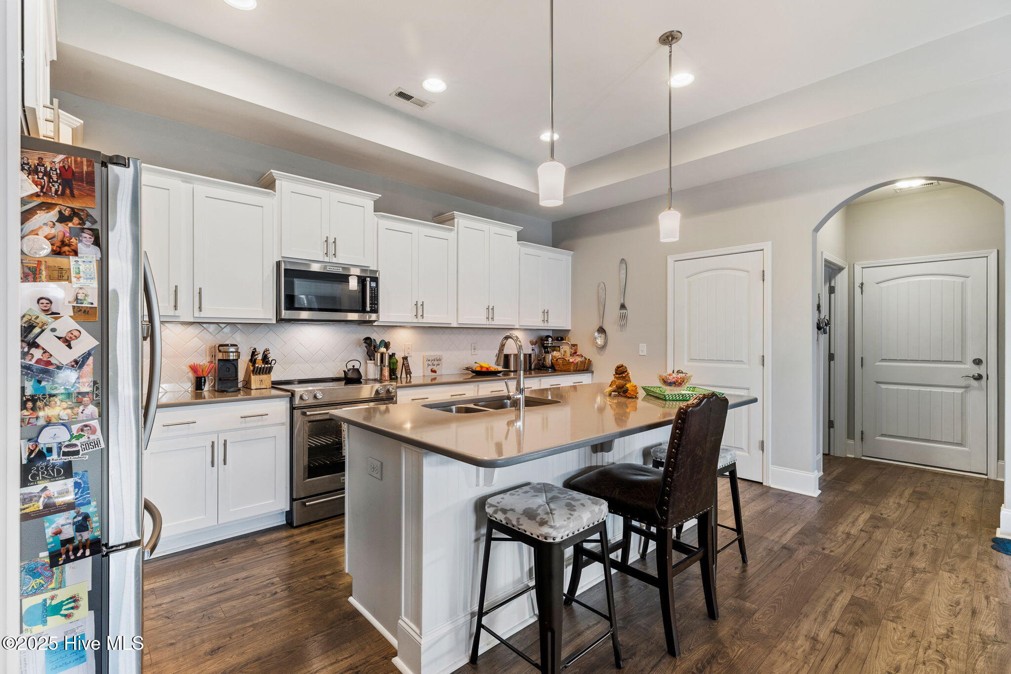 100542385 | Photo 20