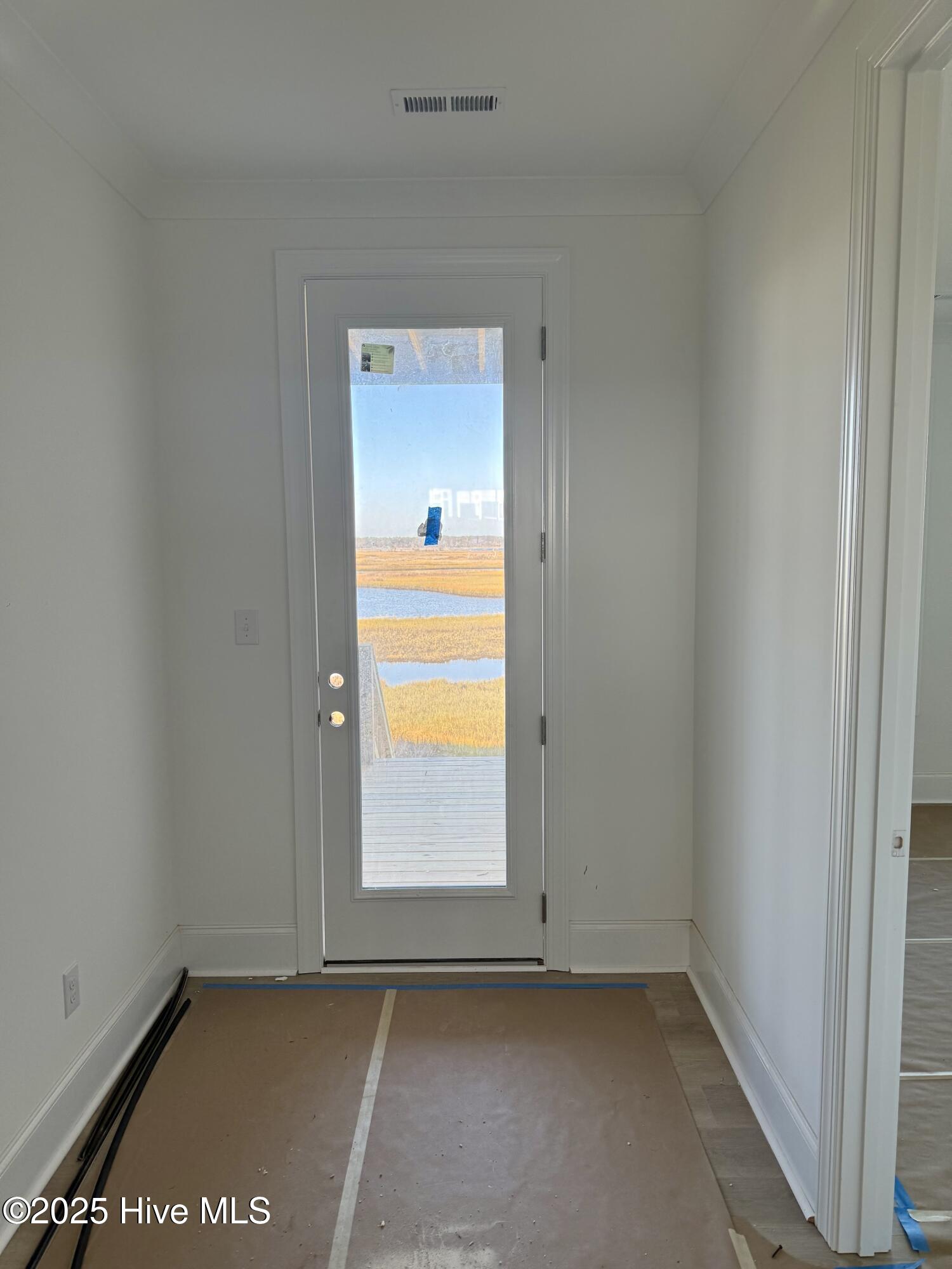 100496127 | Photo 12