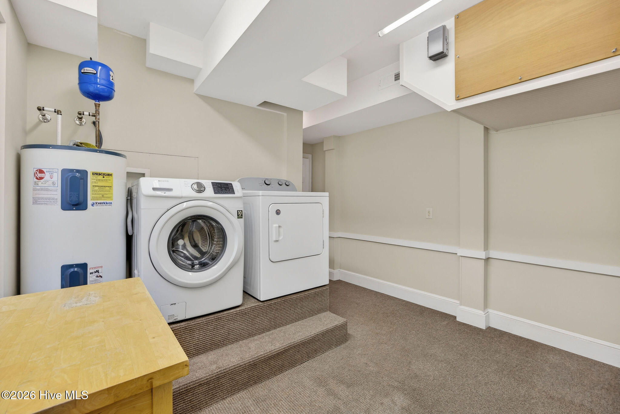 100558611 | Photo 67